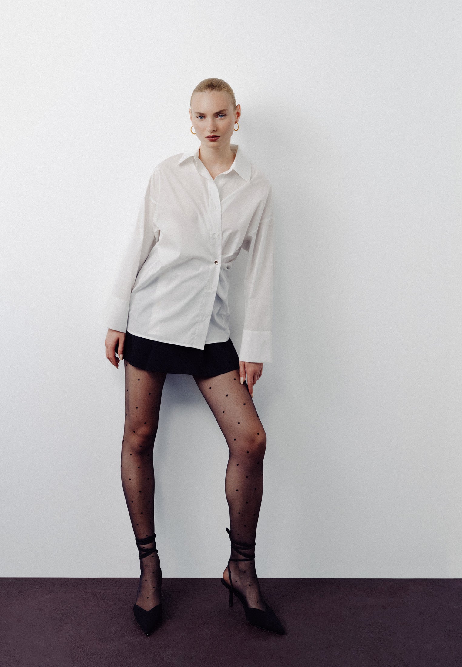 قميص كبير الحجم بتفاصيل شق - أبيض