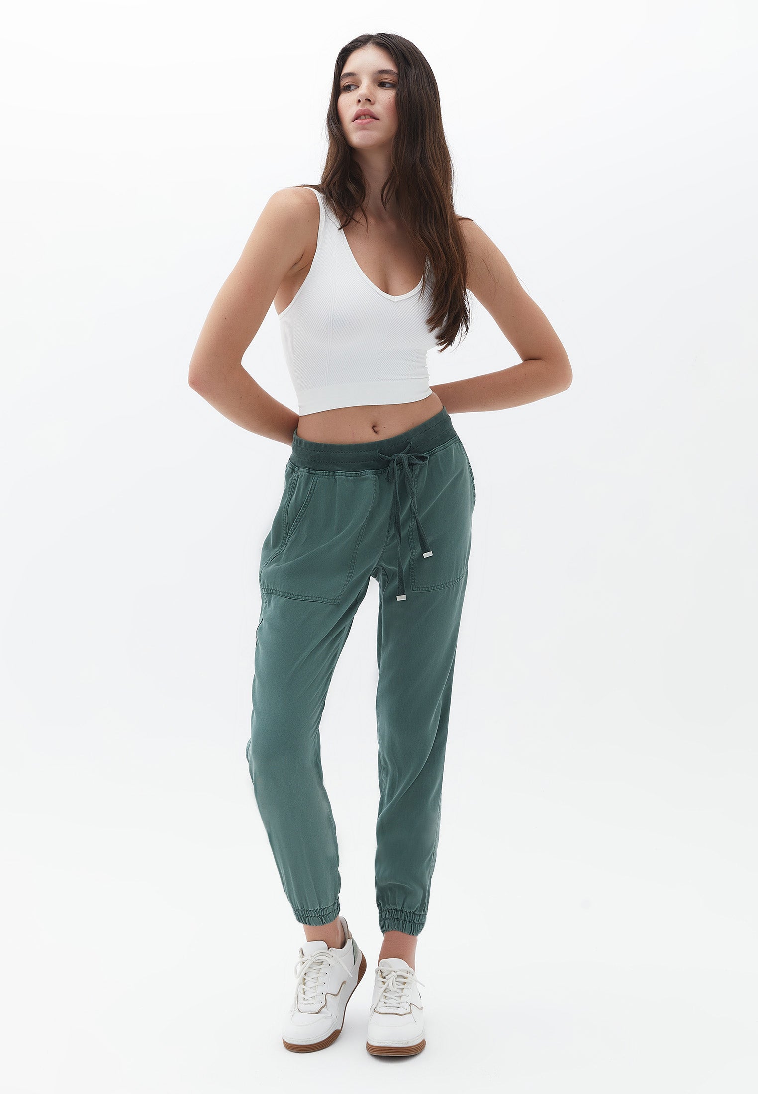 V neck sleeveless tank - WHITE