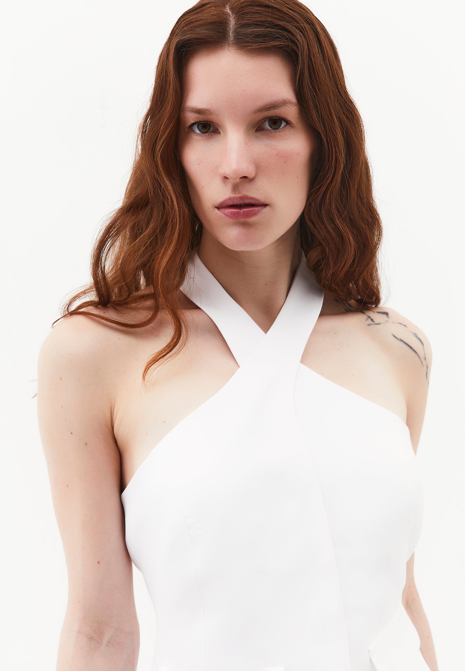 Standard Vest With Belt Detail And Halter Neck - WHITE
