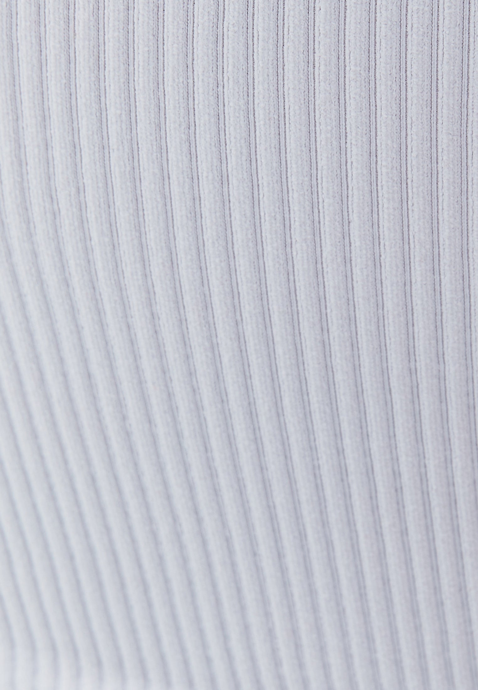 V neck sleeveless tank top - WHITE