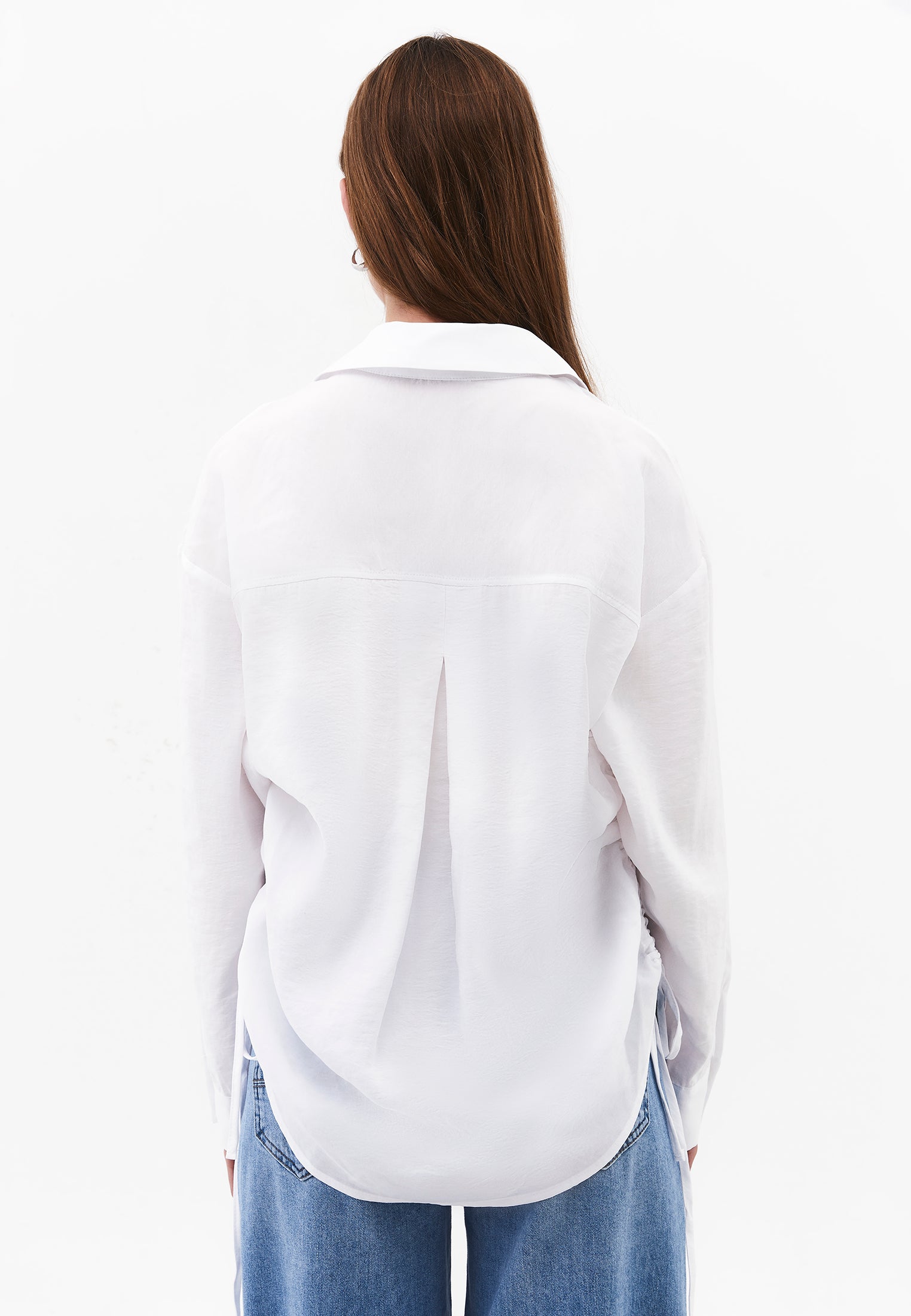 Oversize Long Sleeve Shirt with Ruching and Buttons - WHITE