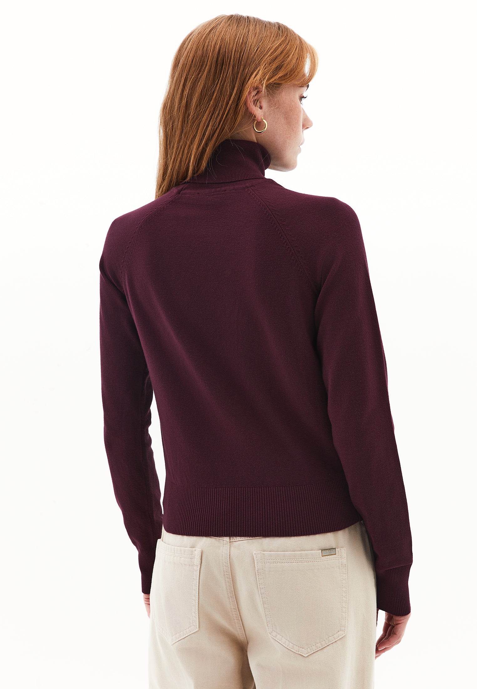 SLIM FIT TURTLENECK SWEATER - WINETASTING