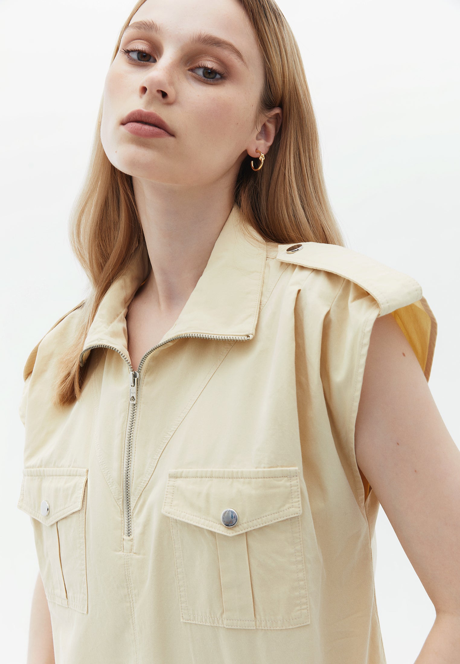High neck detailed blouse - WOOD ASH