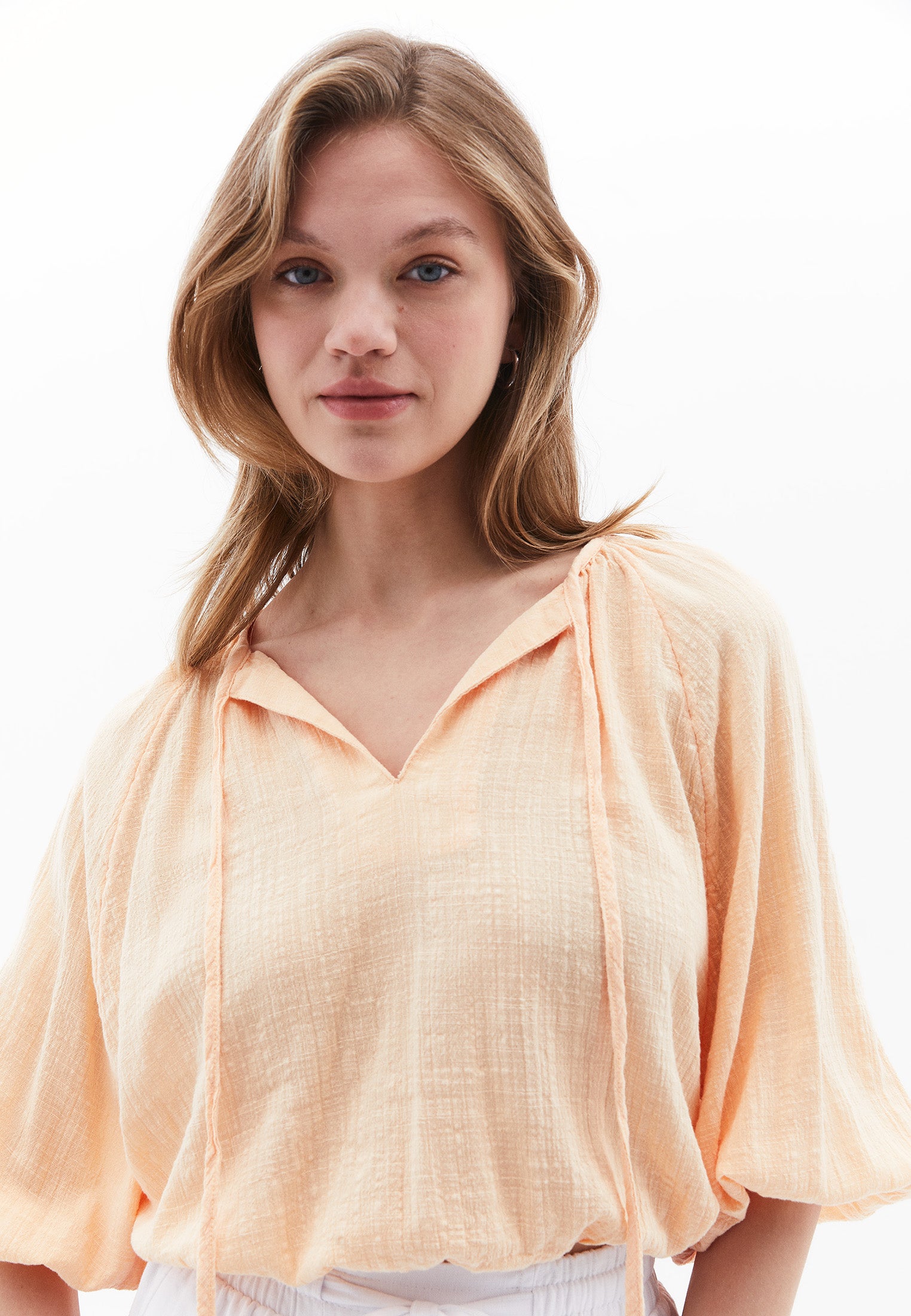 Crop Blouse with Elastic Waistband - CREAM BLUSH