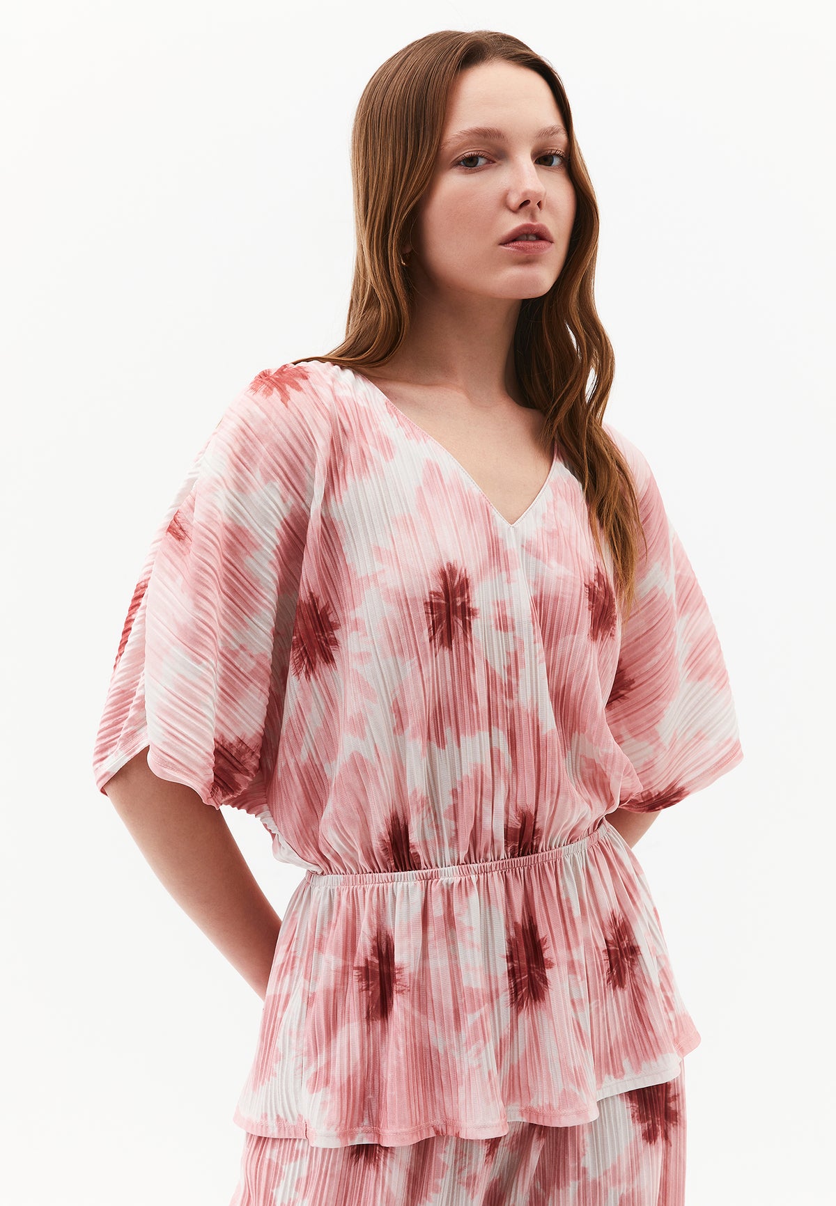 V Neck Pleated Printed Blouse - ABSTRACT COMB