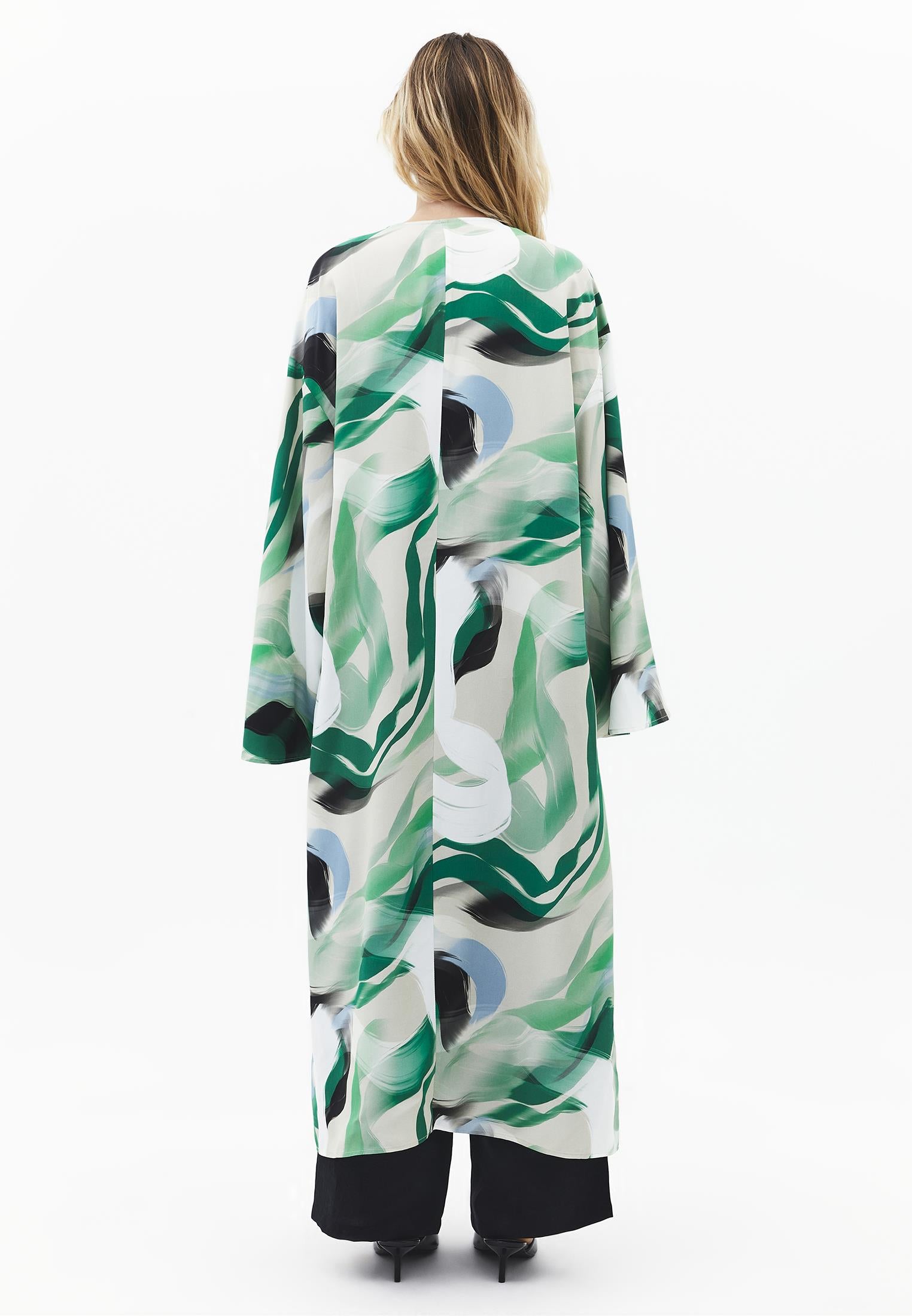 Oversize Long Button Detailed Kimono - ABSTRACT COMB