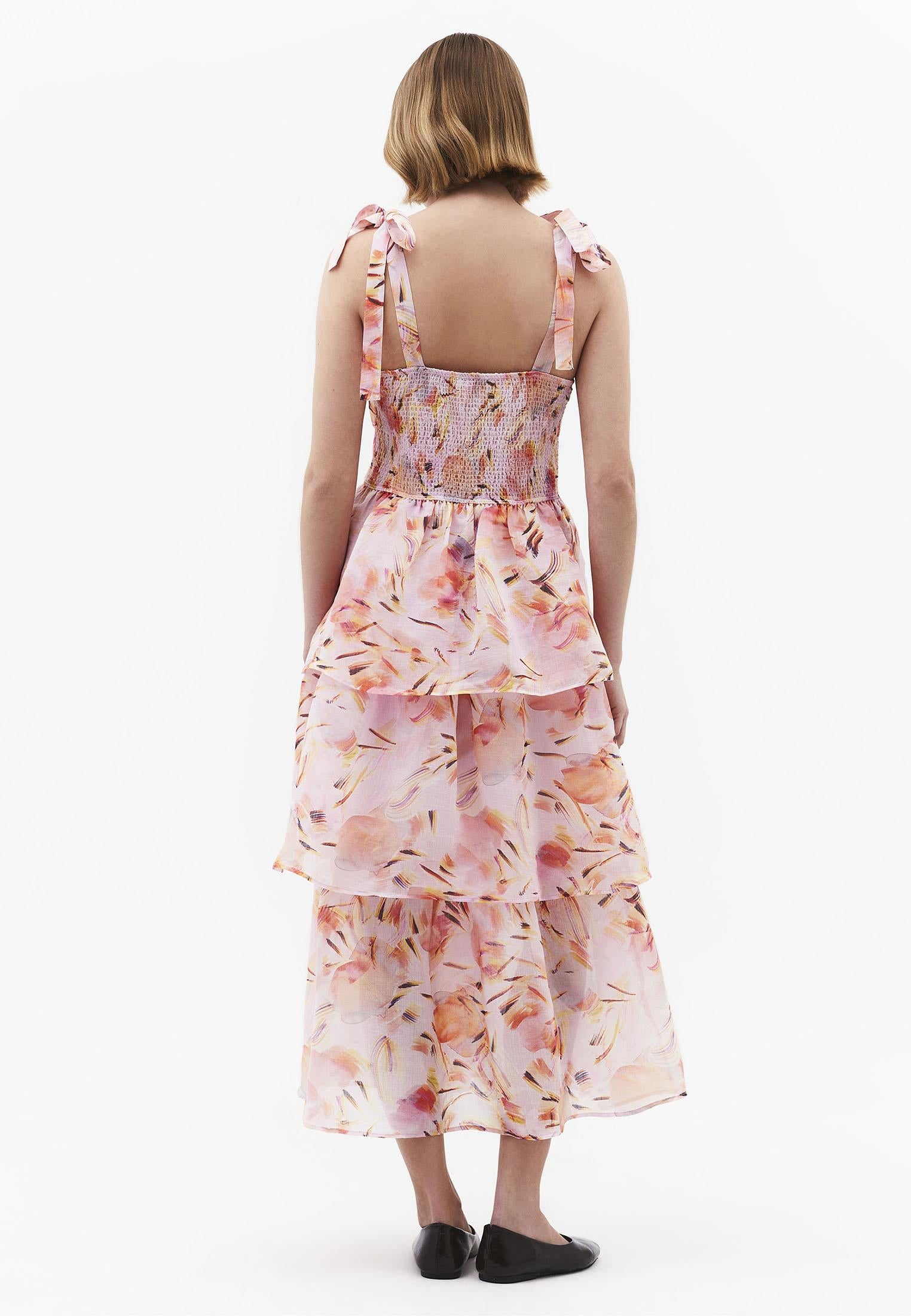 Long Closed Dress With Wide Collar And Shirring - ABSTRACT COMB