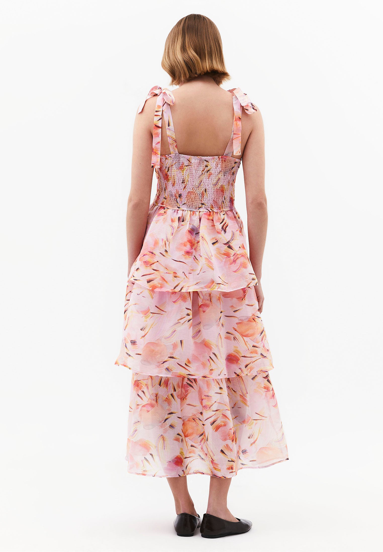 Long Closed Dress With Wide Collar And Shirring - ABSTRACT COMB