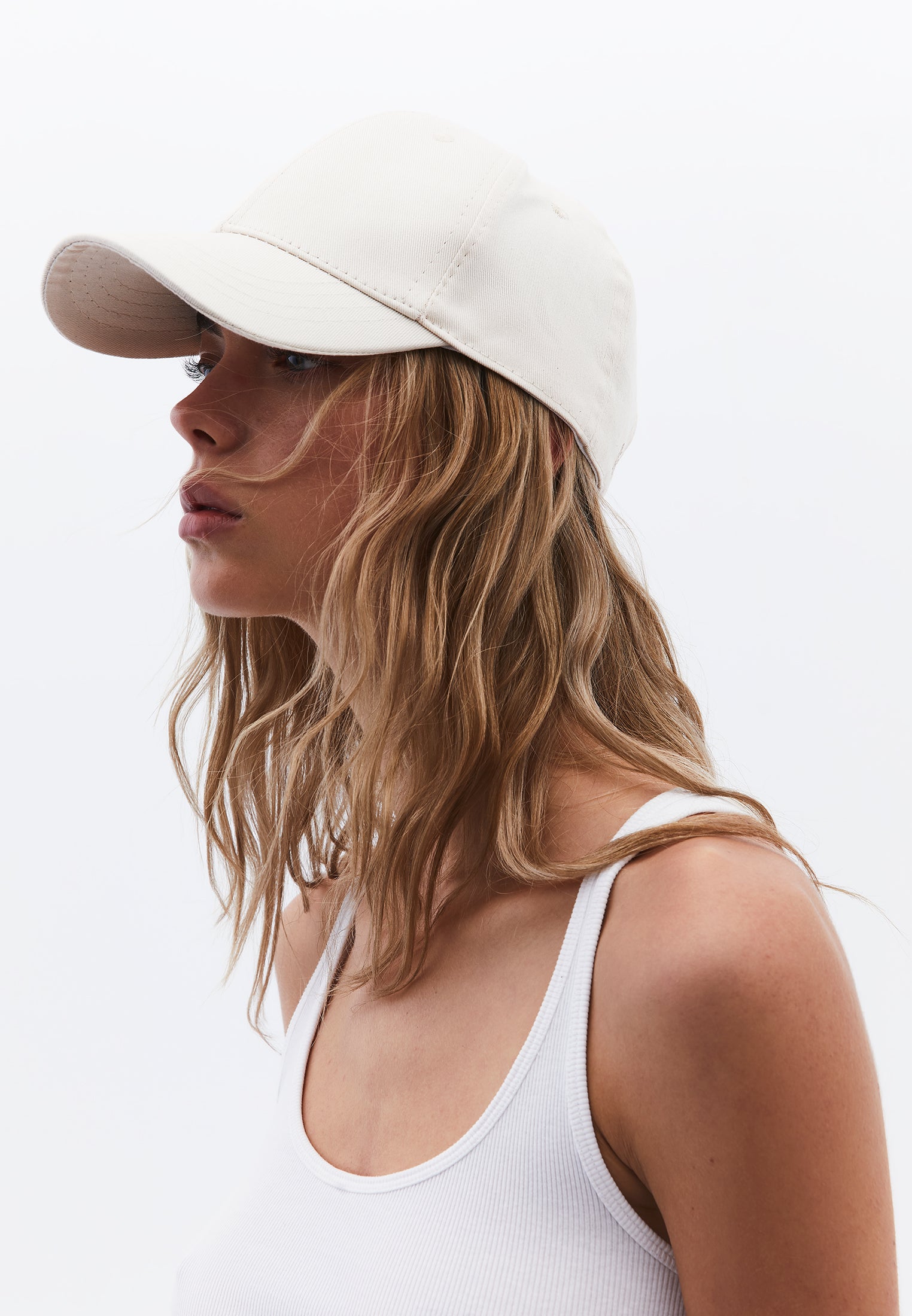 Hat - ALMOND MILK