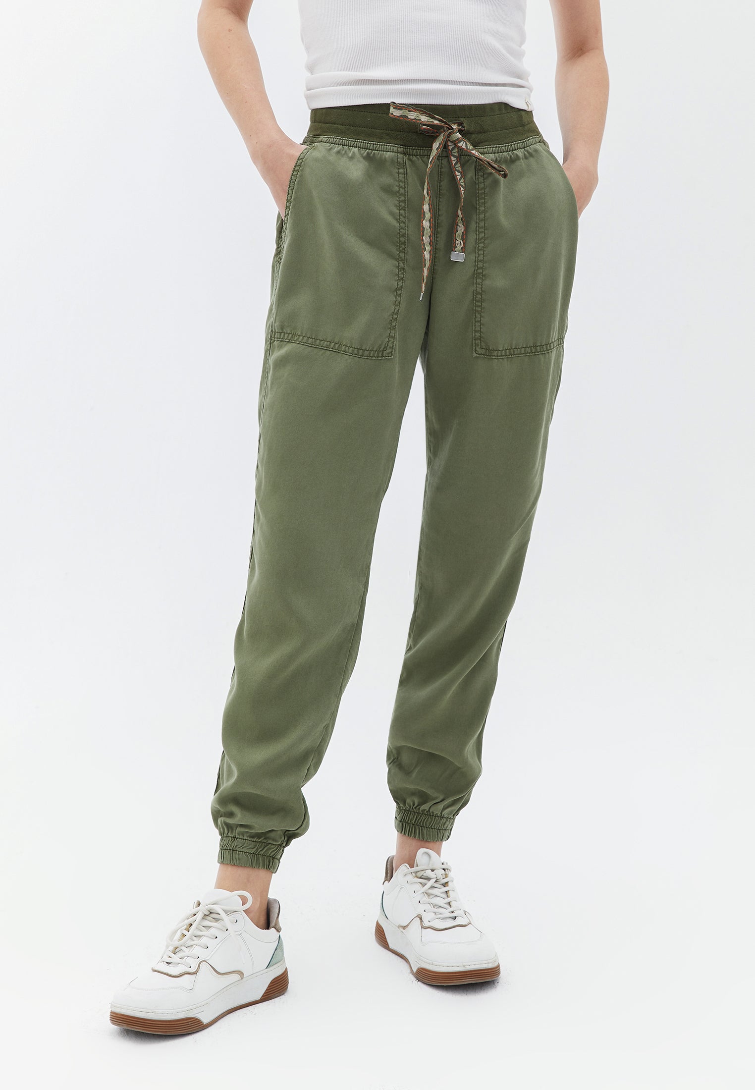 TENCEL JOGGER PANTS - ANTIK OIL GREEN