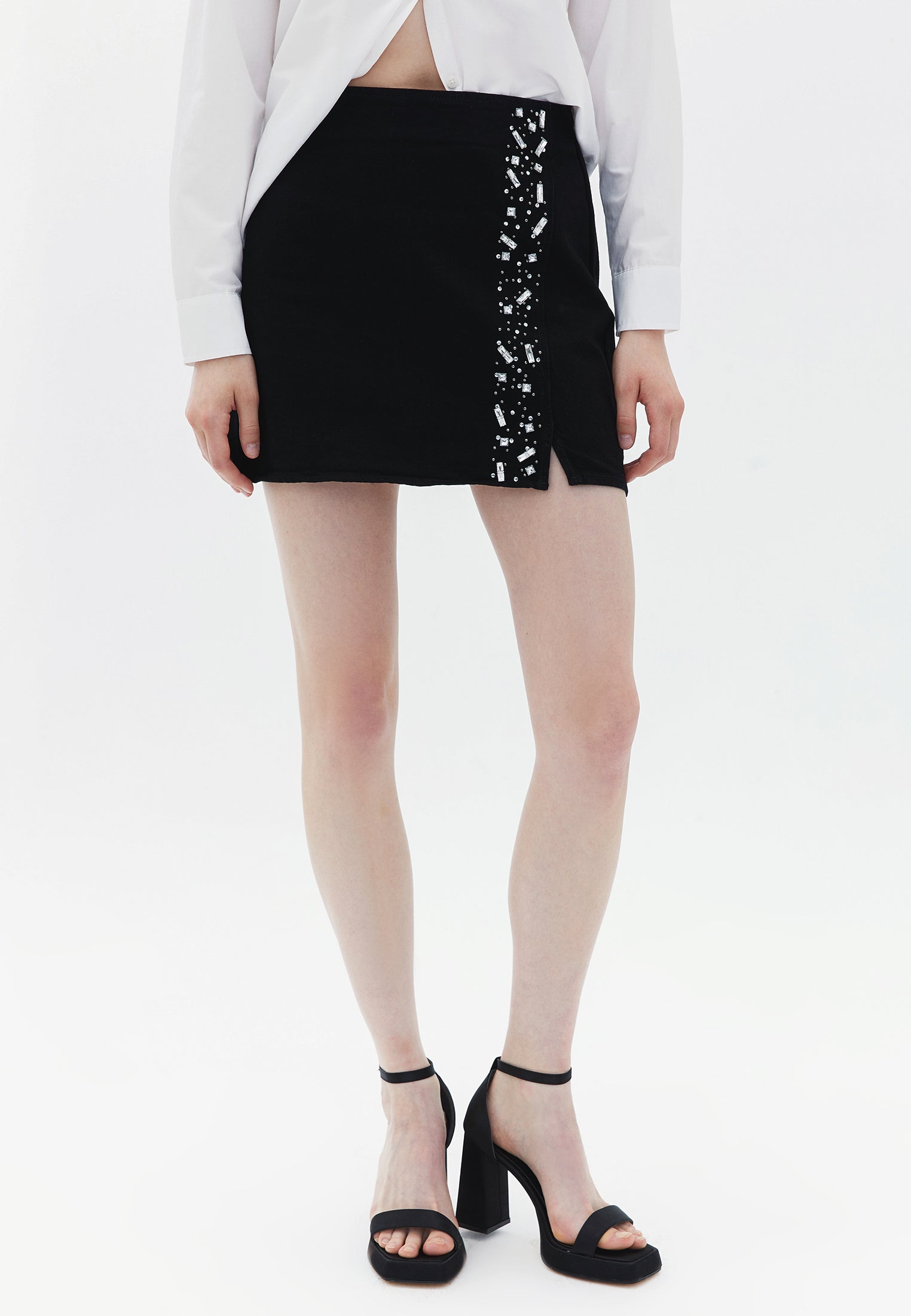 Slit detailed short skirt - BLACK DENIM