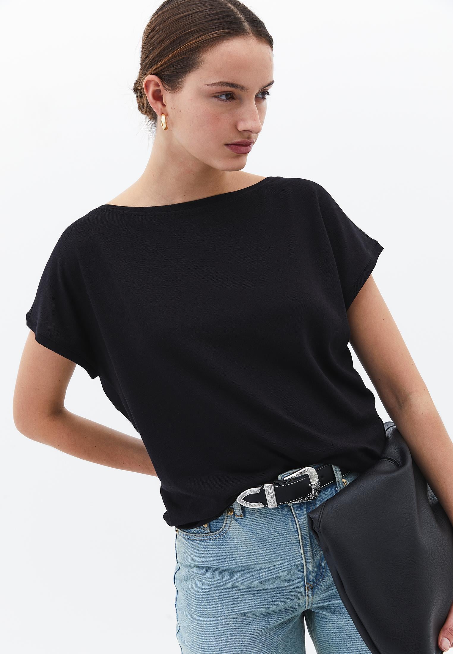 Boat Neck Sleeveless T-Shirt - BLACK