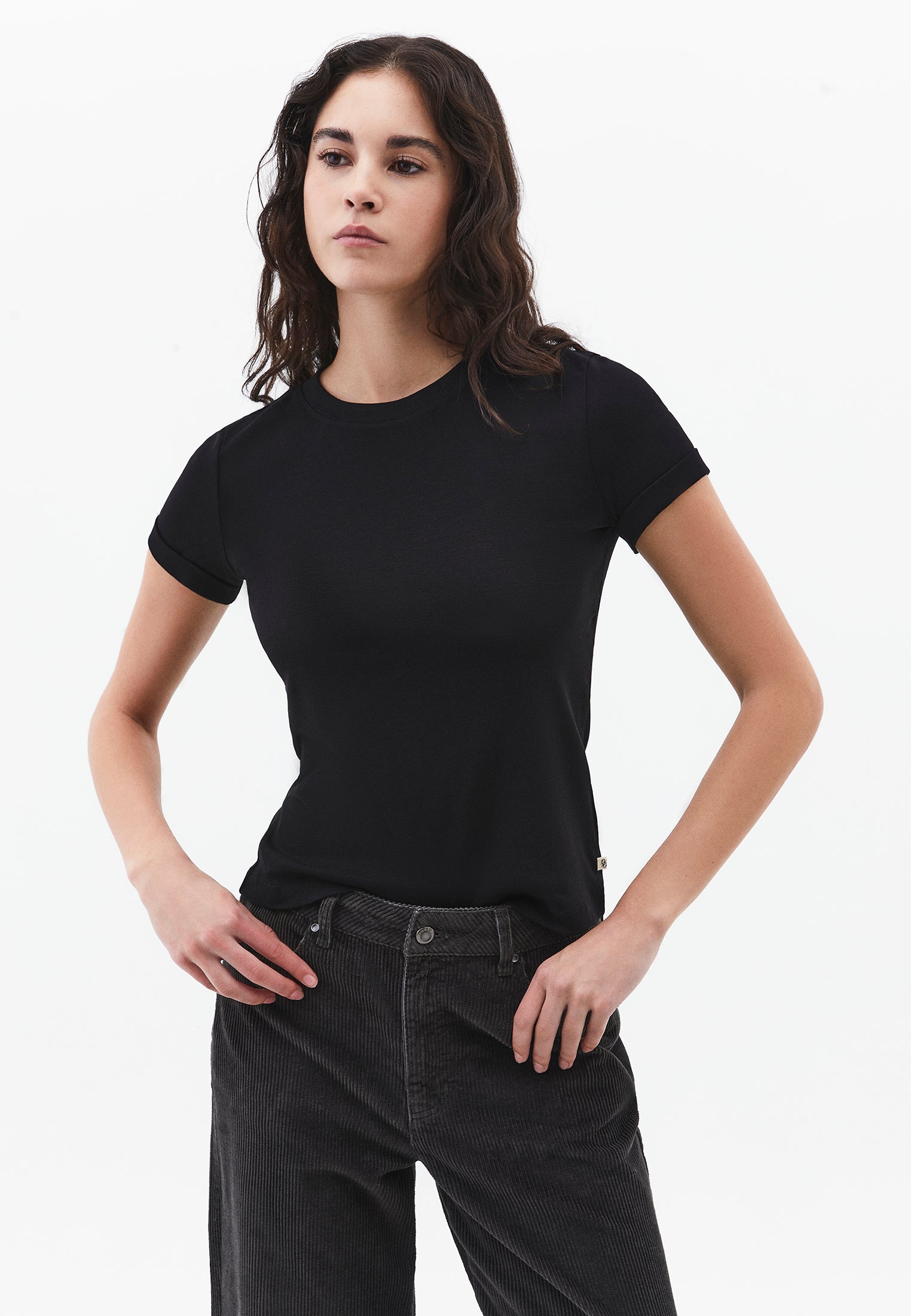 Women's Crew Neck Short Sleeve T-Shirt - BLACK