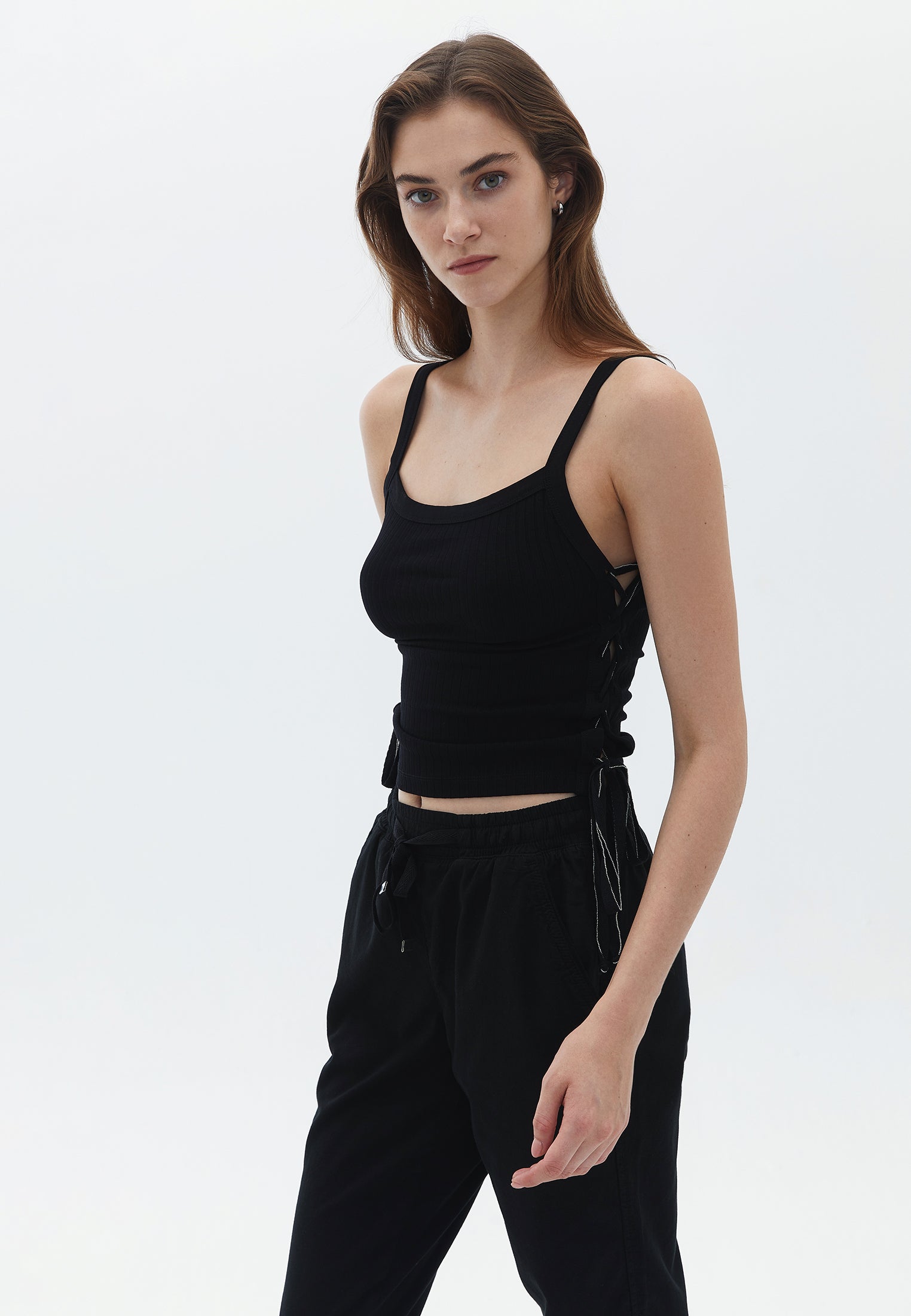 SQUARE NECK VISCOSE TANK TOP - BLACK