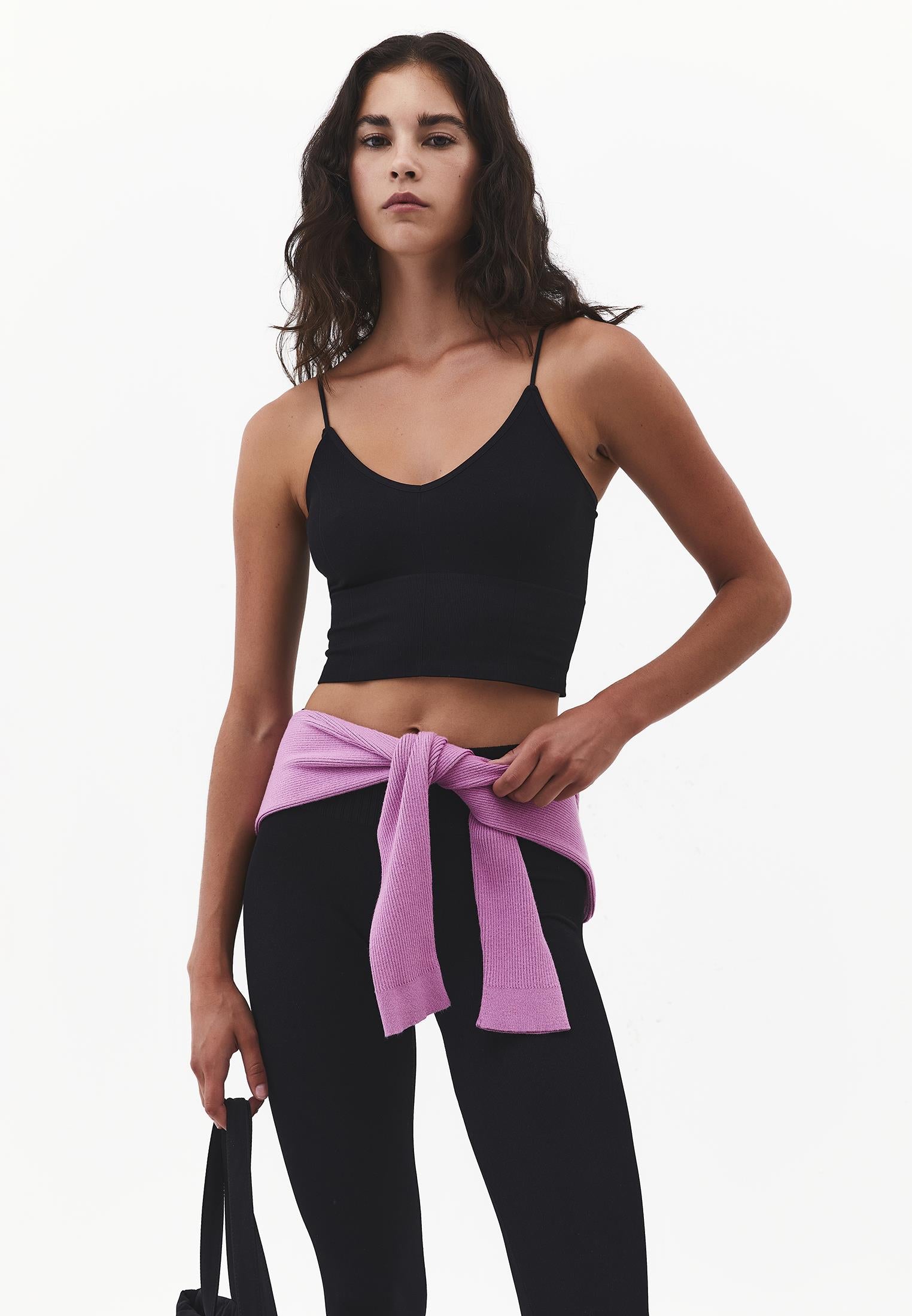 V-Neck Cropped Top - BLACK