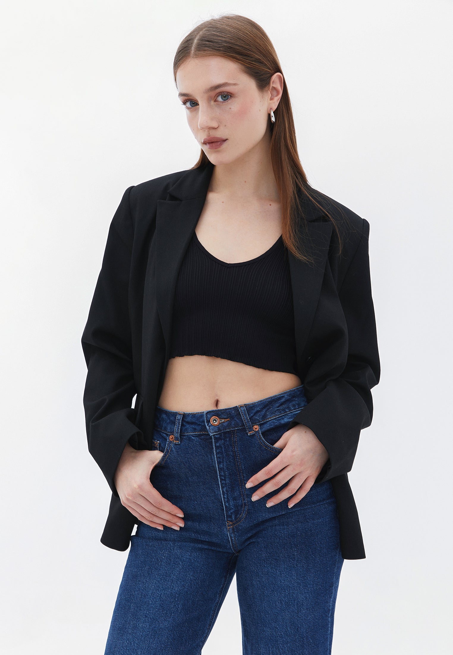 V neck sleeveless tank - BLACK