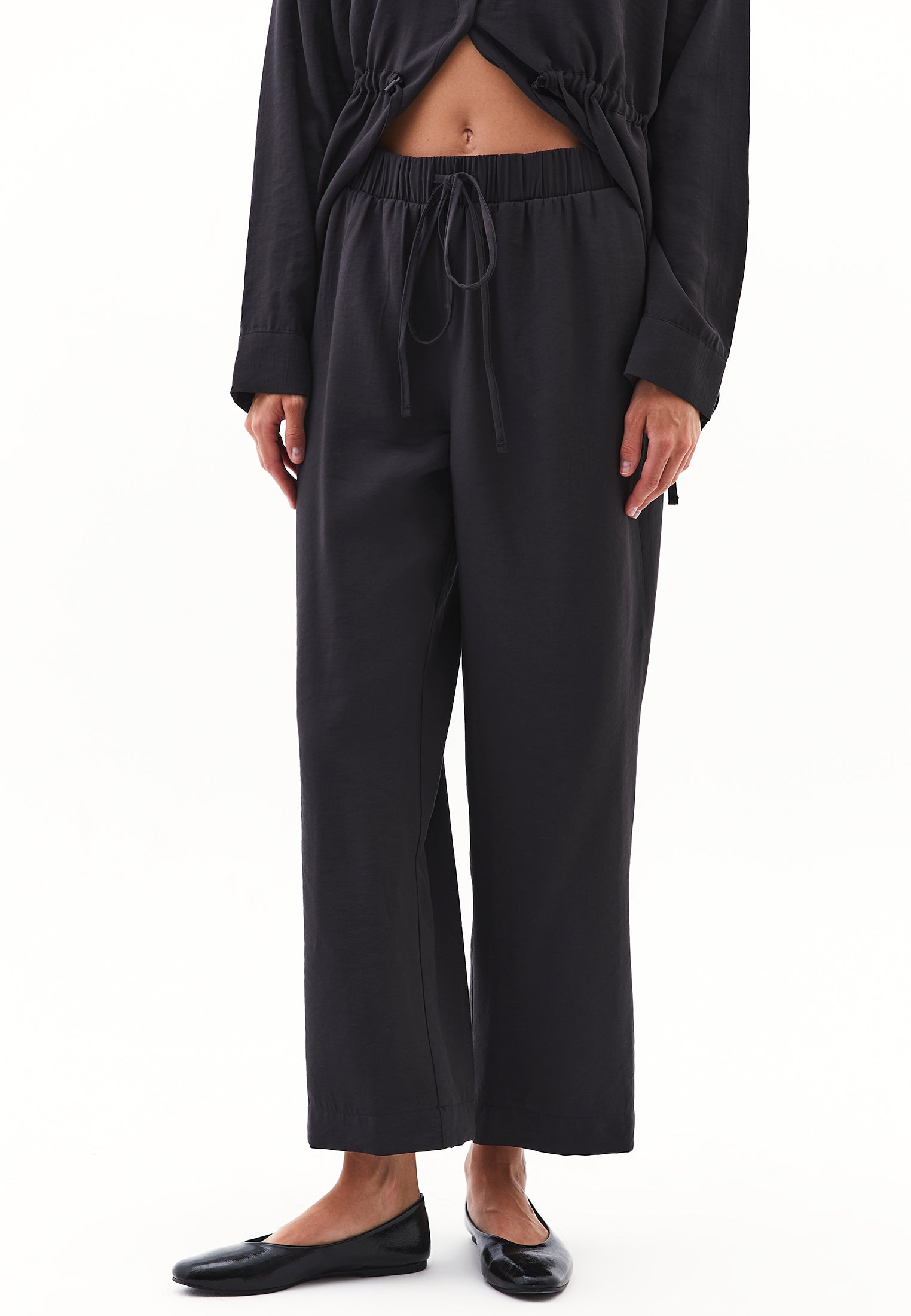 High waist elastic pants - BLACK