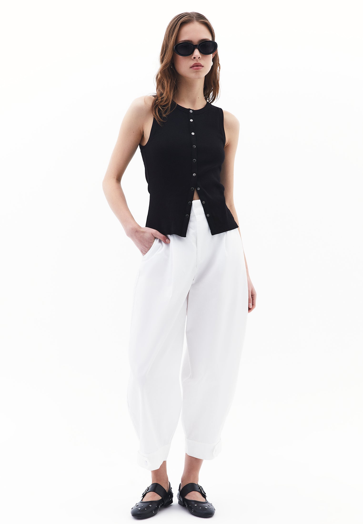 Sleeveless Tank Top With Crew Neck - BLACK