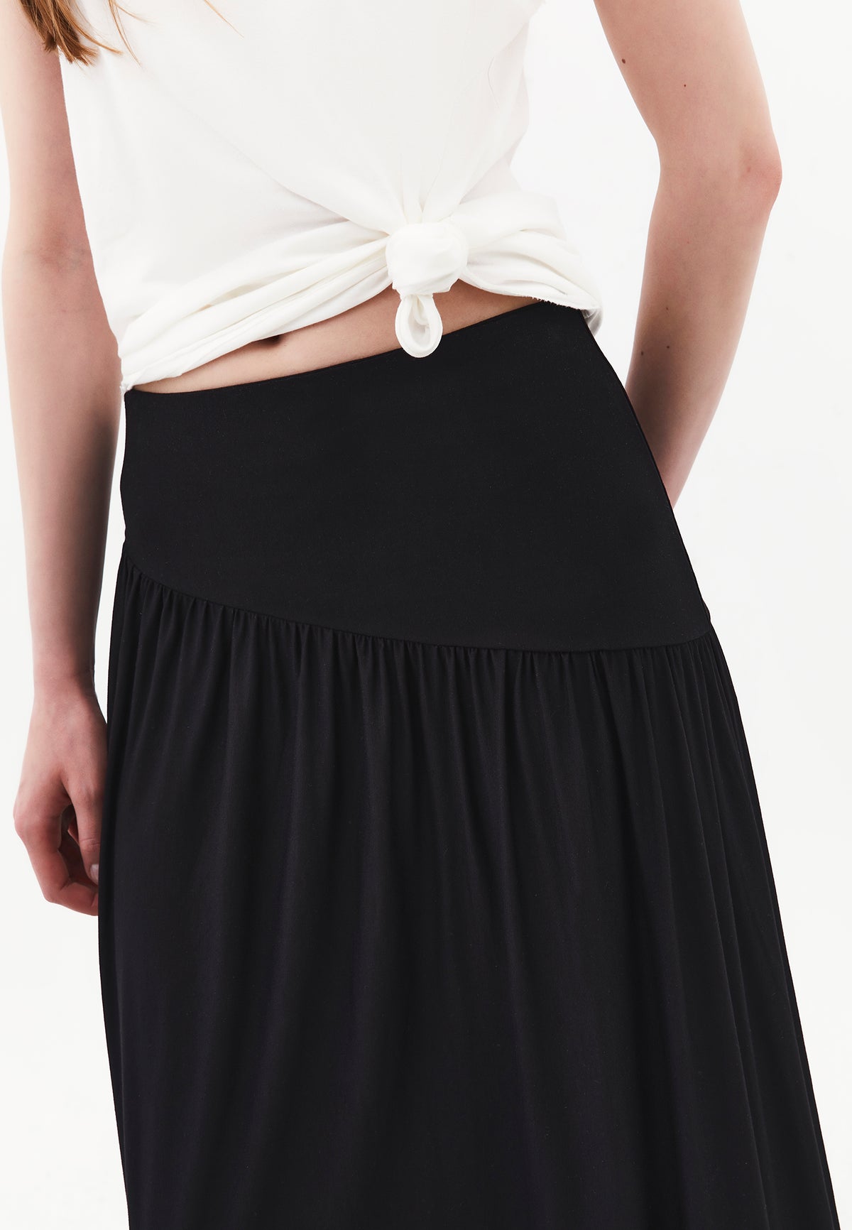 Flared Long Skirt - Black