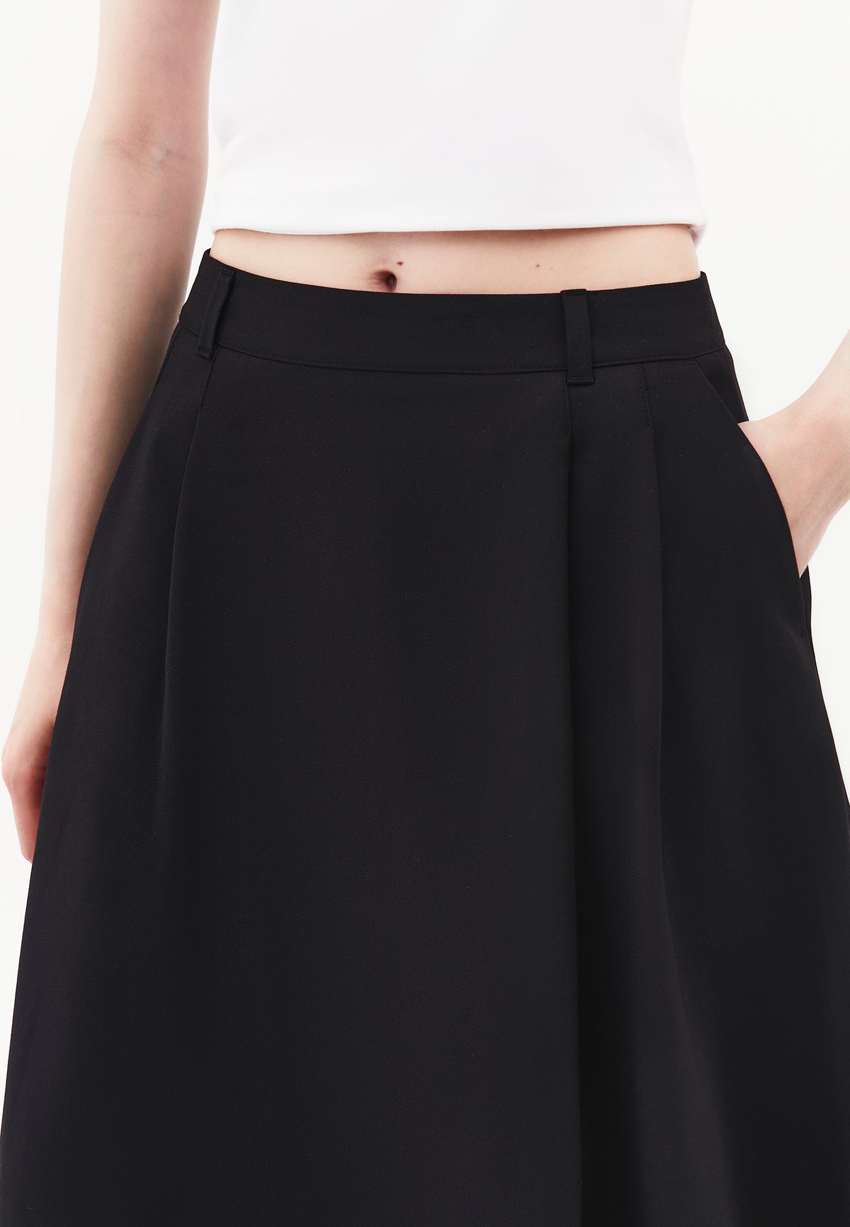 Long Pleated Flared Skirt - BLACK