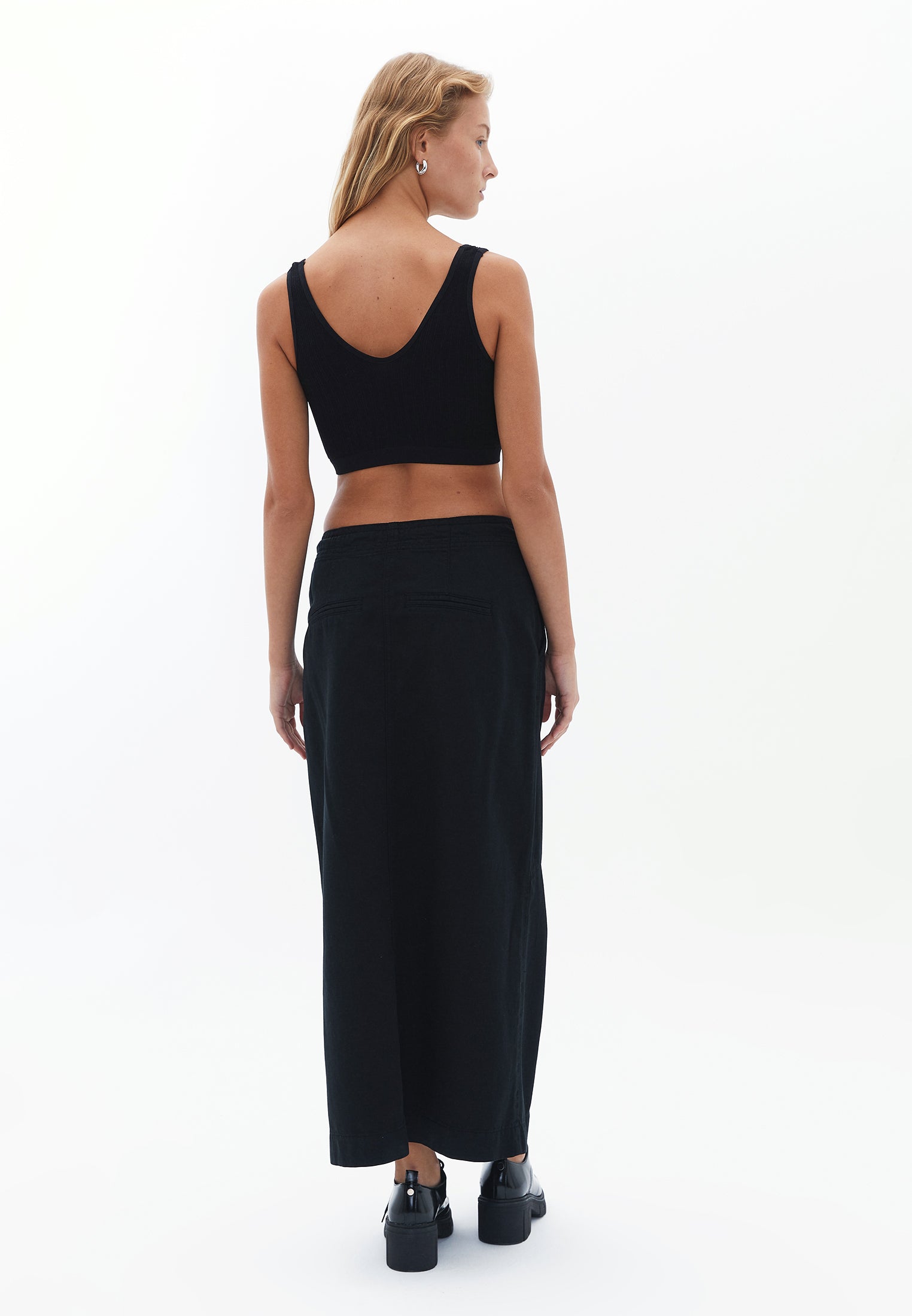 Slit long skirt - BLACK