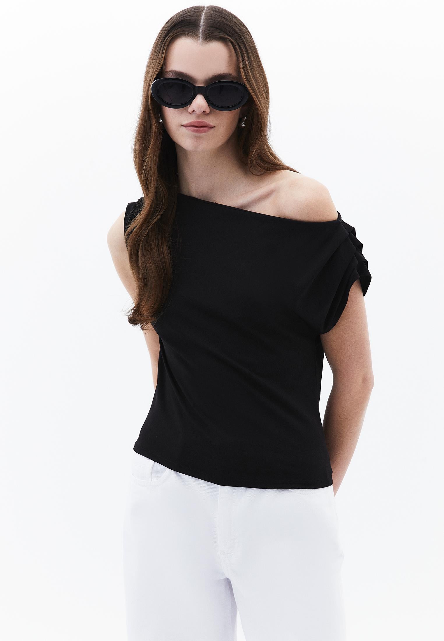 Boat Neck Sleeveless Standard Blouse - BLACK
