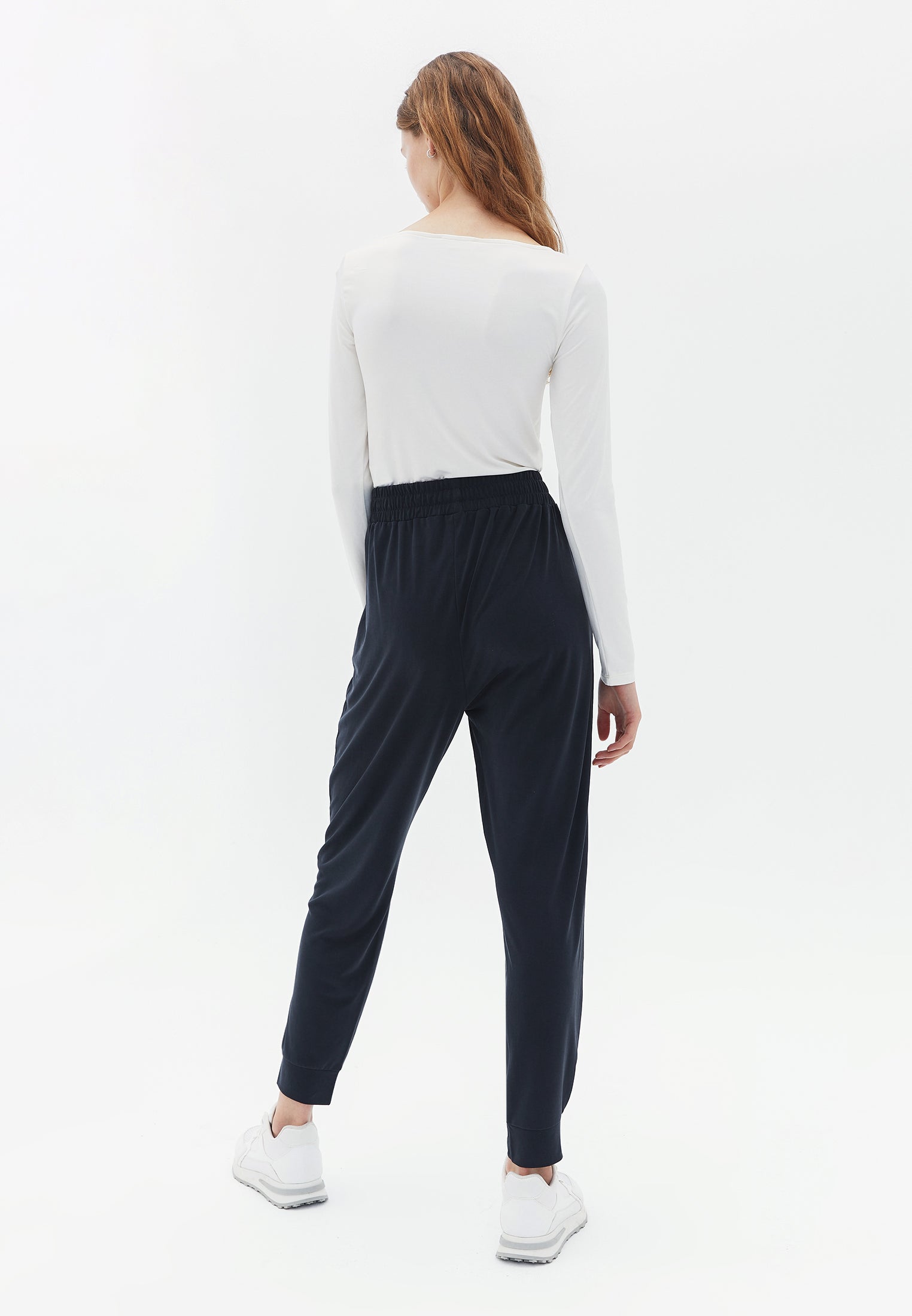 Jogger cut pants - BLACK