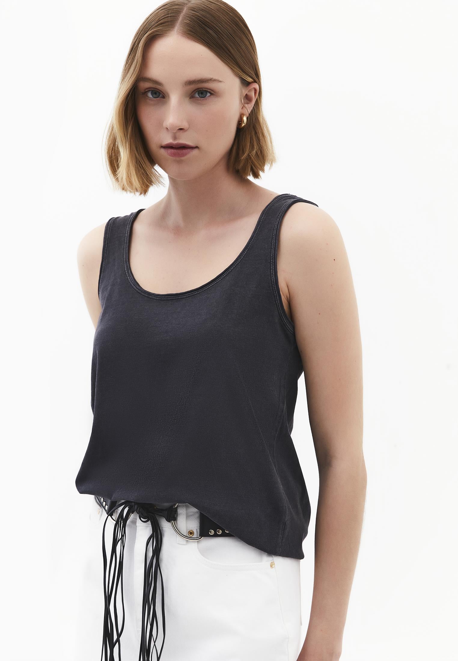 U Neck Loose Fit Tank - BLACK
