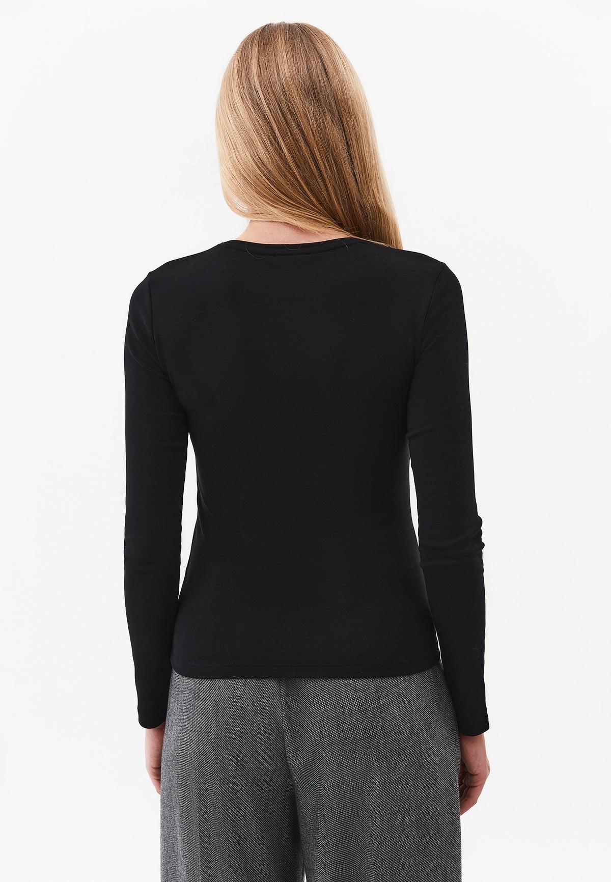 Crew Neck Long Sleeve T-Shirt - Black