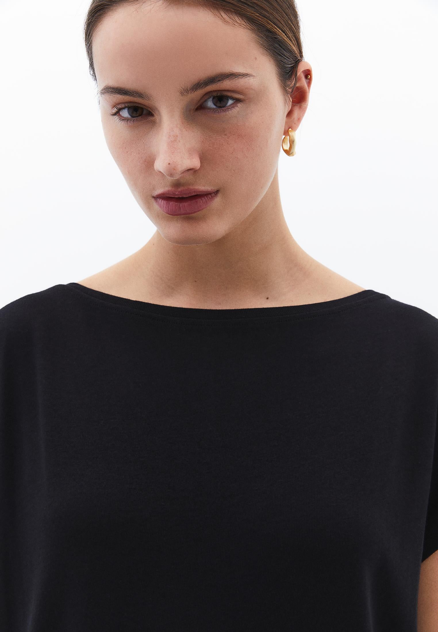 Boat Neck Sleeveless T-Shirt - BLACK