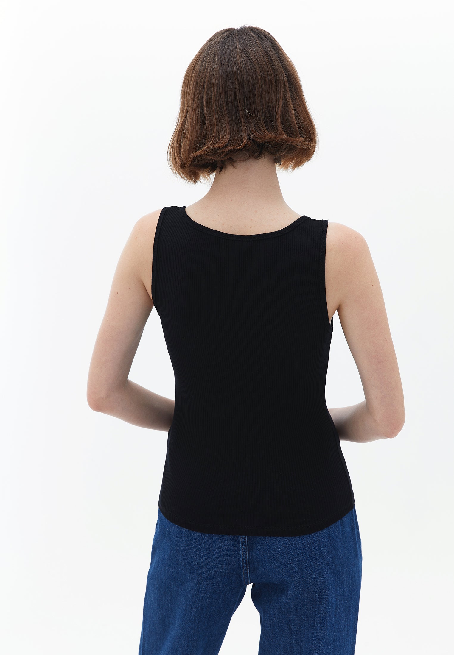 SLEEVELESS TOP WITH U NECKLINE - BLACK