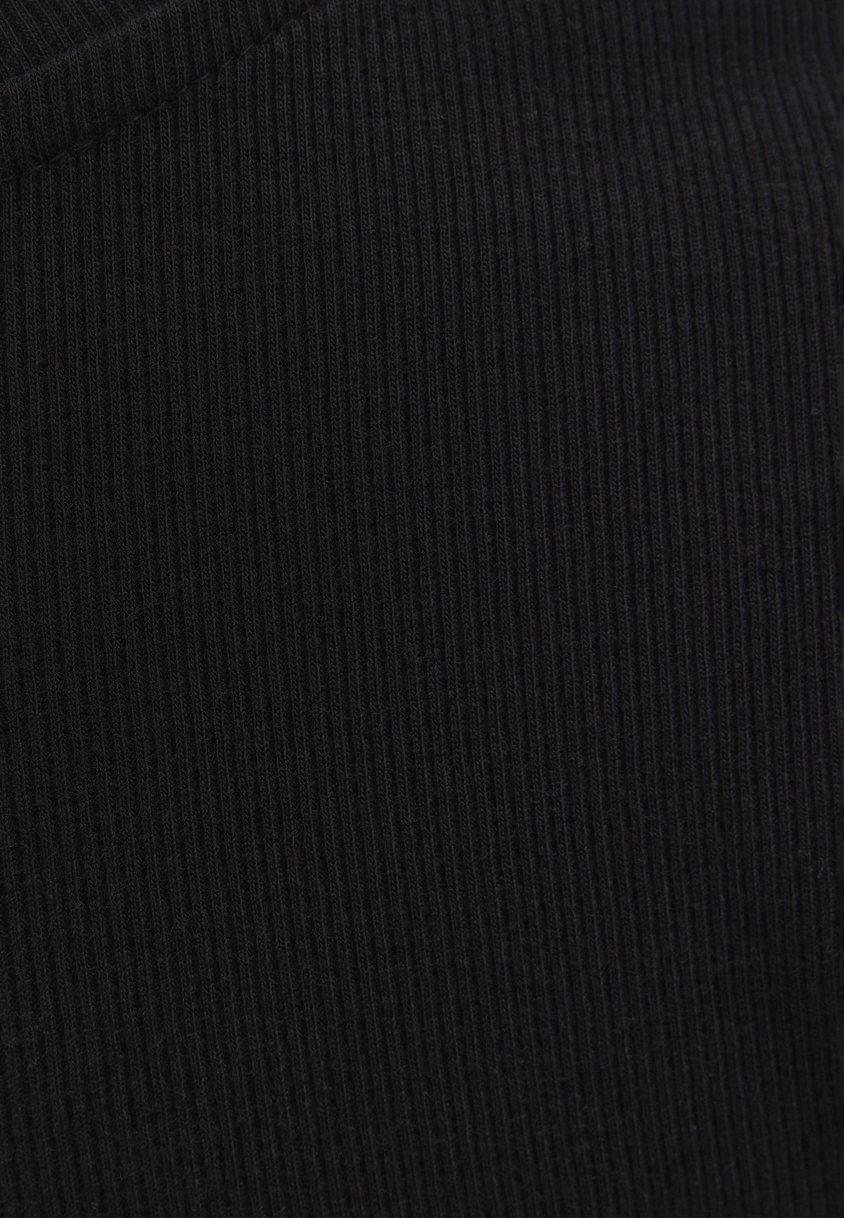 Boat Neck Sleeveless T-Shirt - Black
