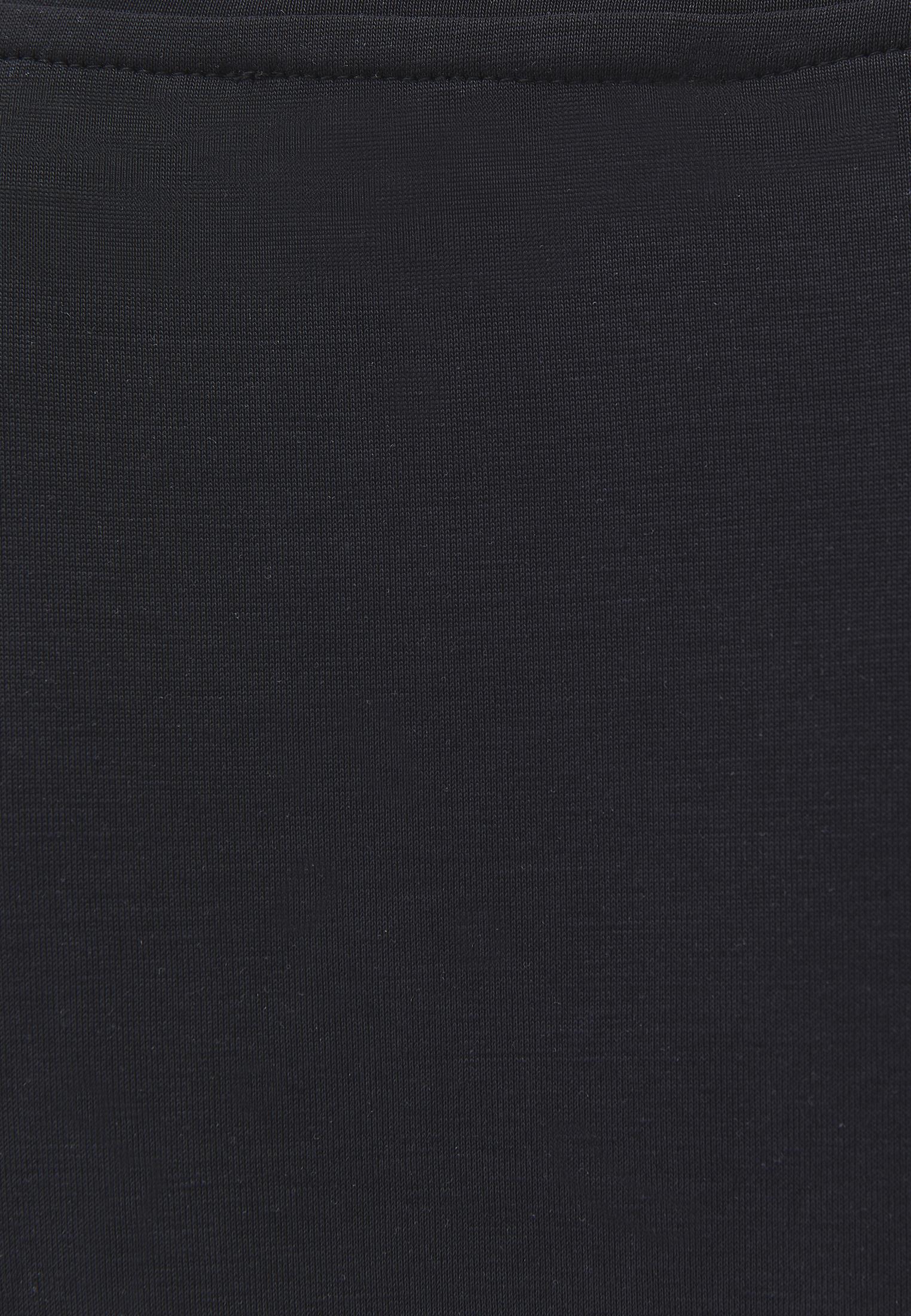 V Neck T-Shirt - BLACK