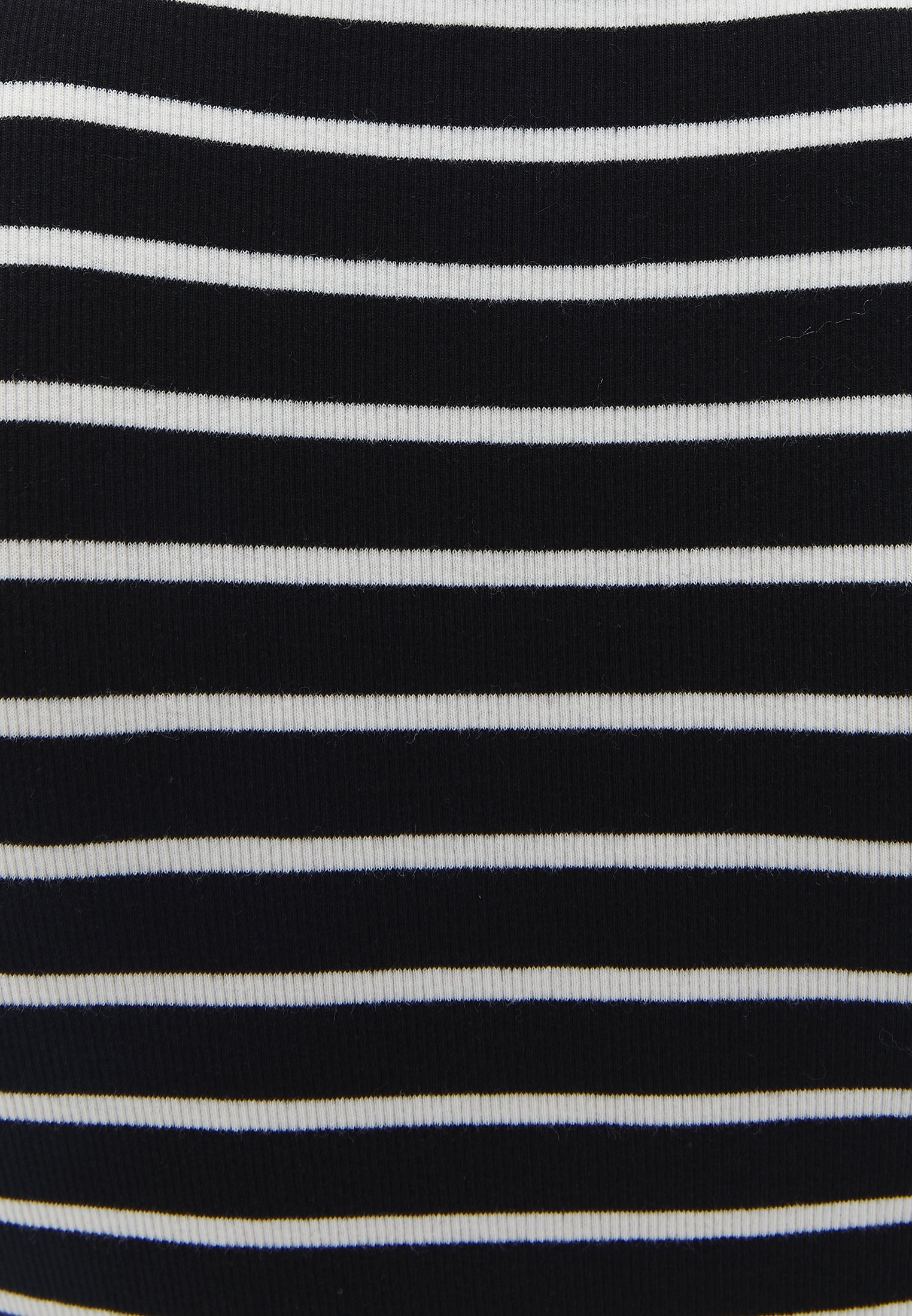 High neck t-shirt - ICE MILK/BLACK