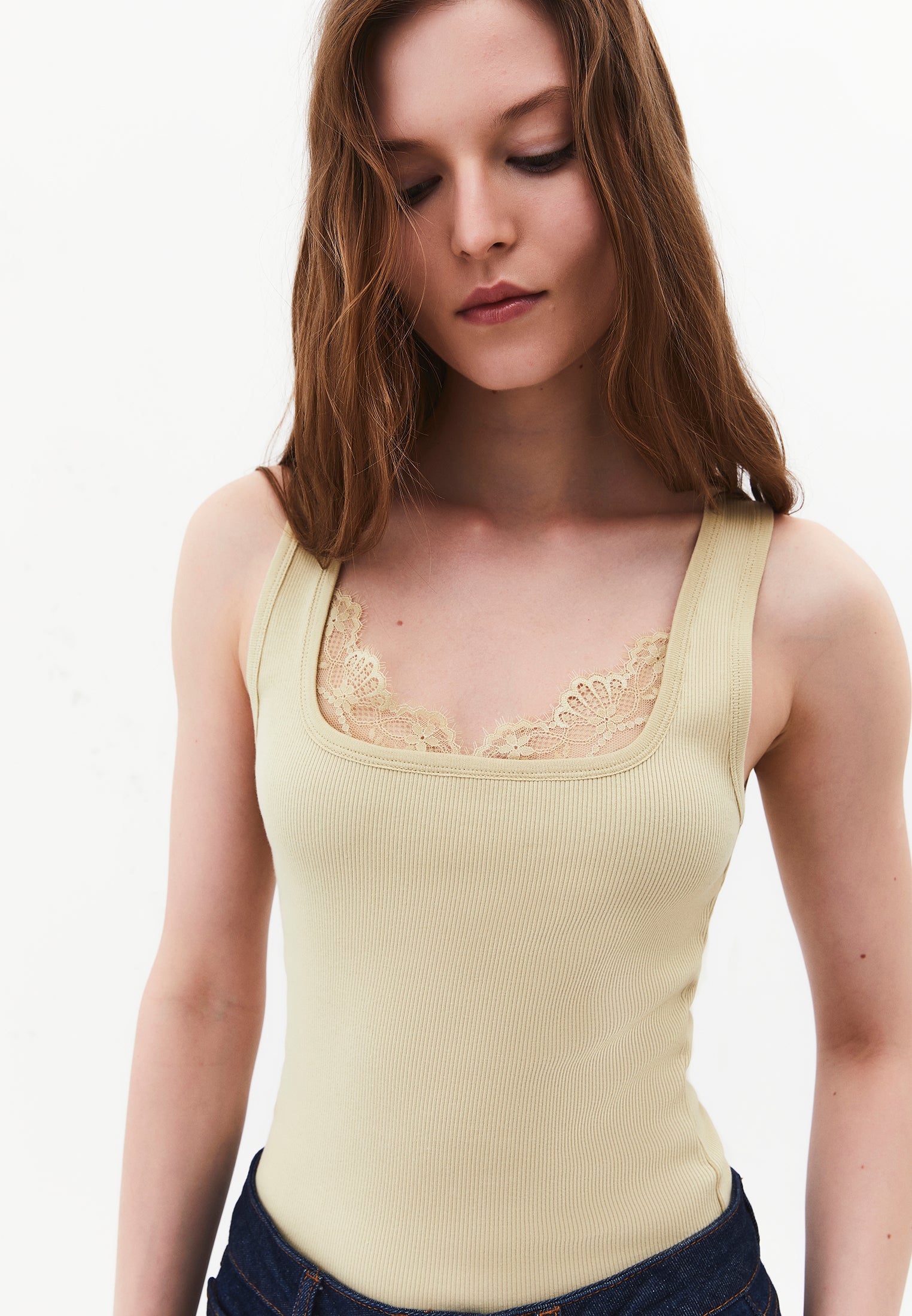 Sleeveless Bodycon Tank Top with Square Neckline - BOG
