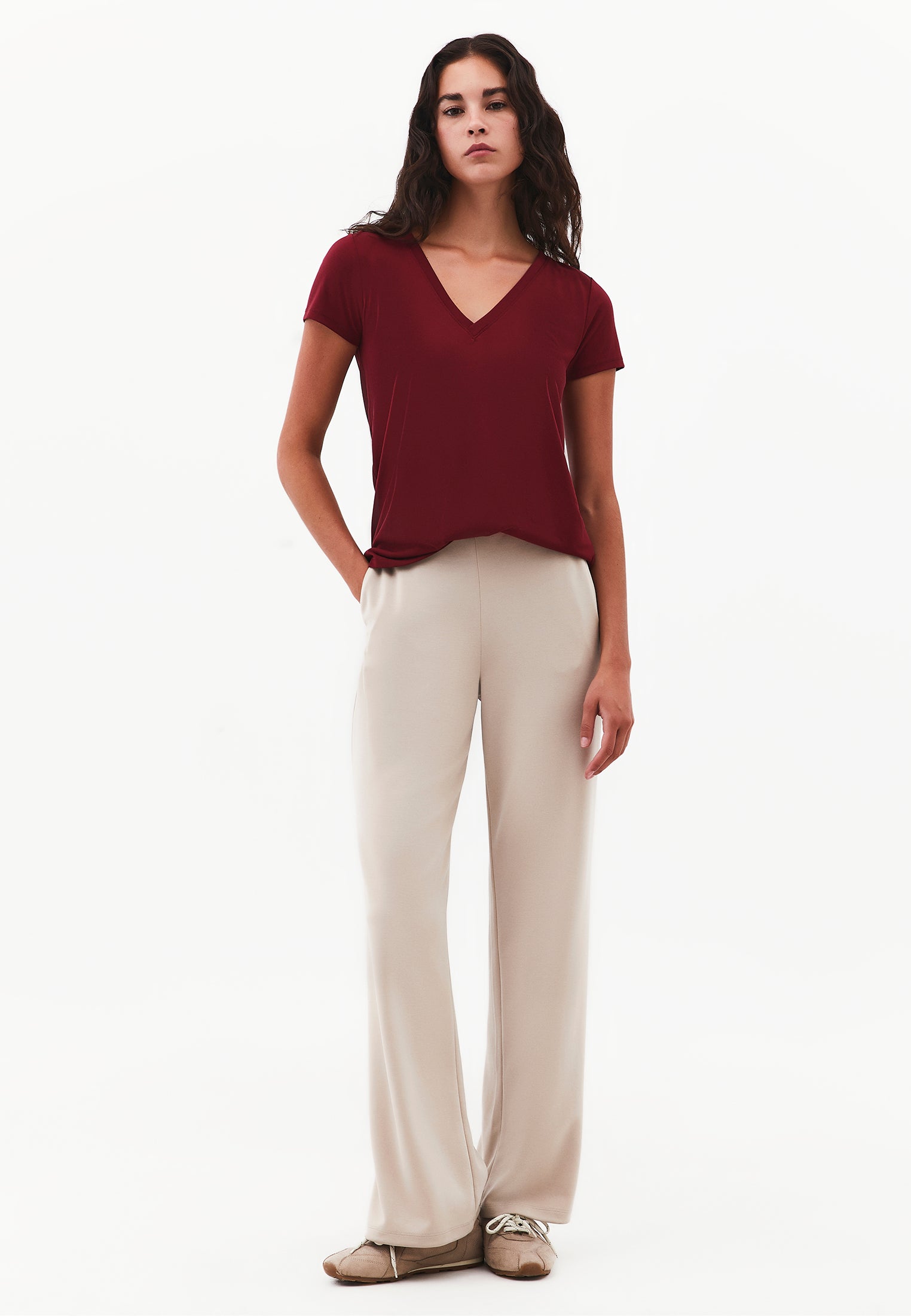 Short Sleeve V Neck T-Shirt - CABERNET