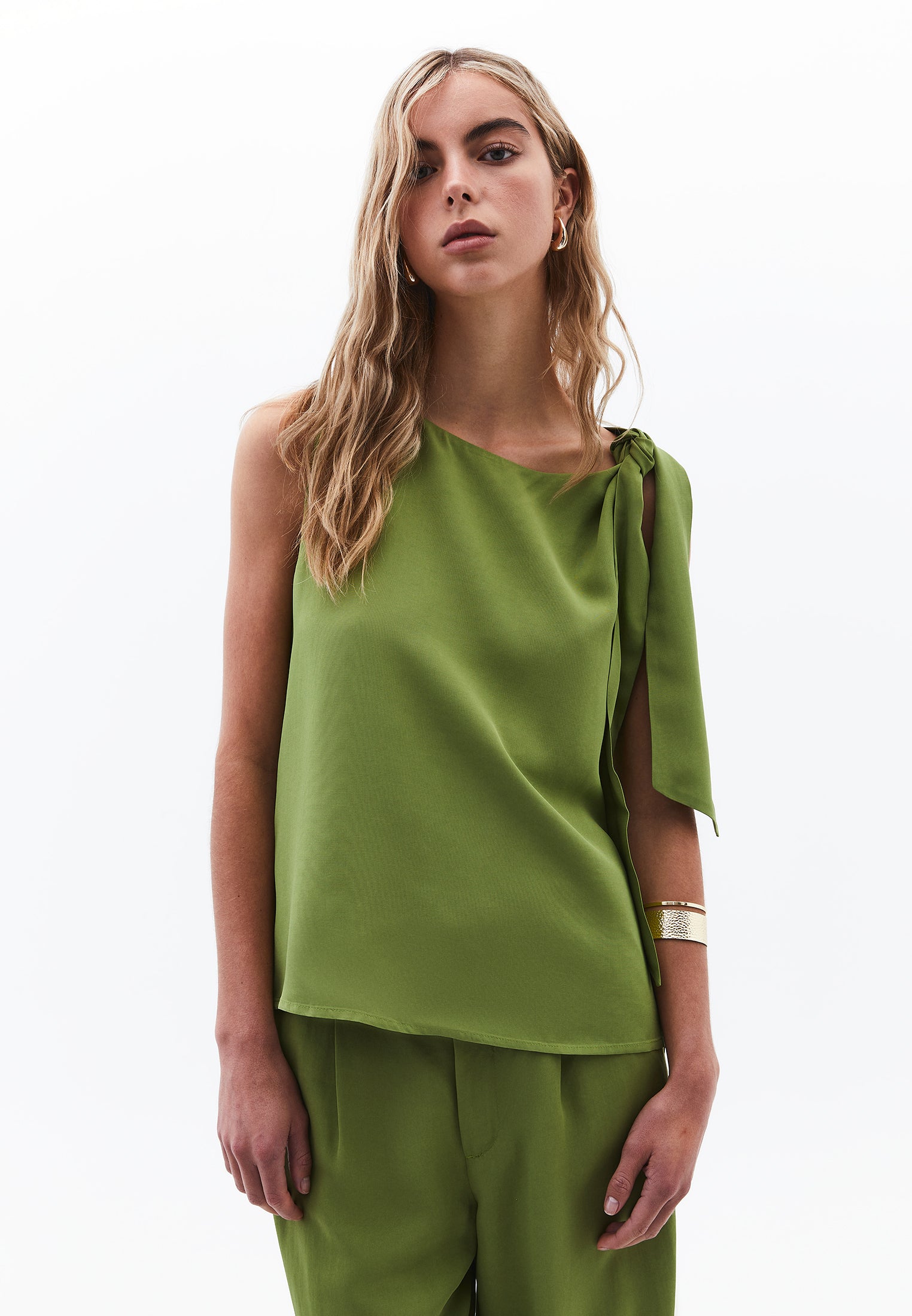 Sleeveless Boat Neck Blouse - CALLISTE GREEN
