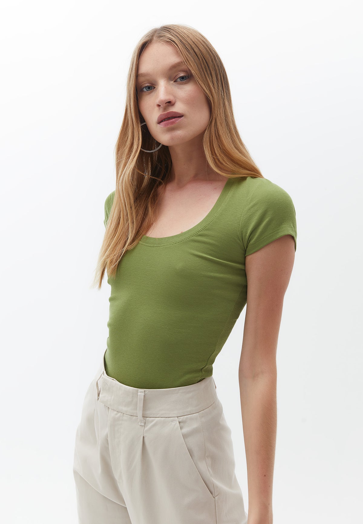 U Neck Short Sleeve T-Shirt - Green