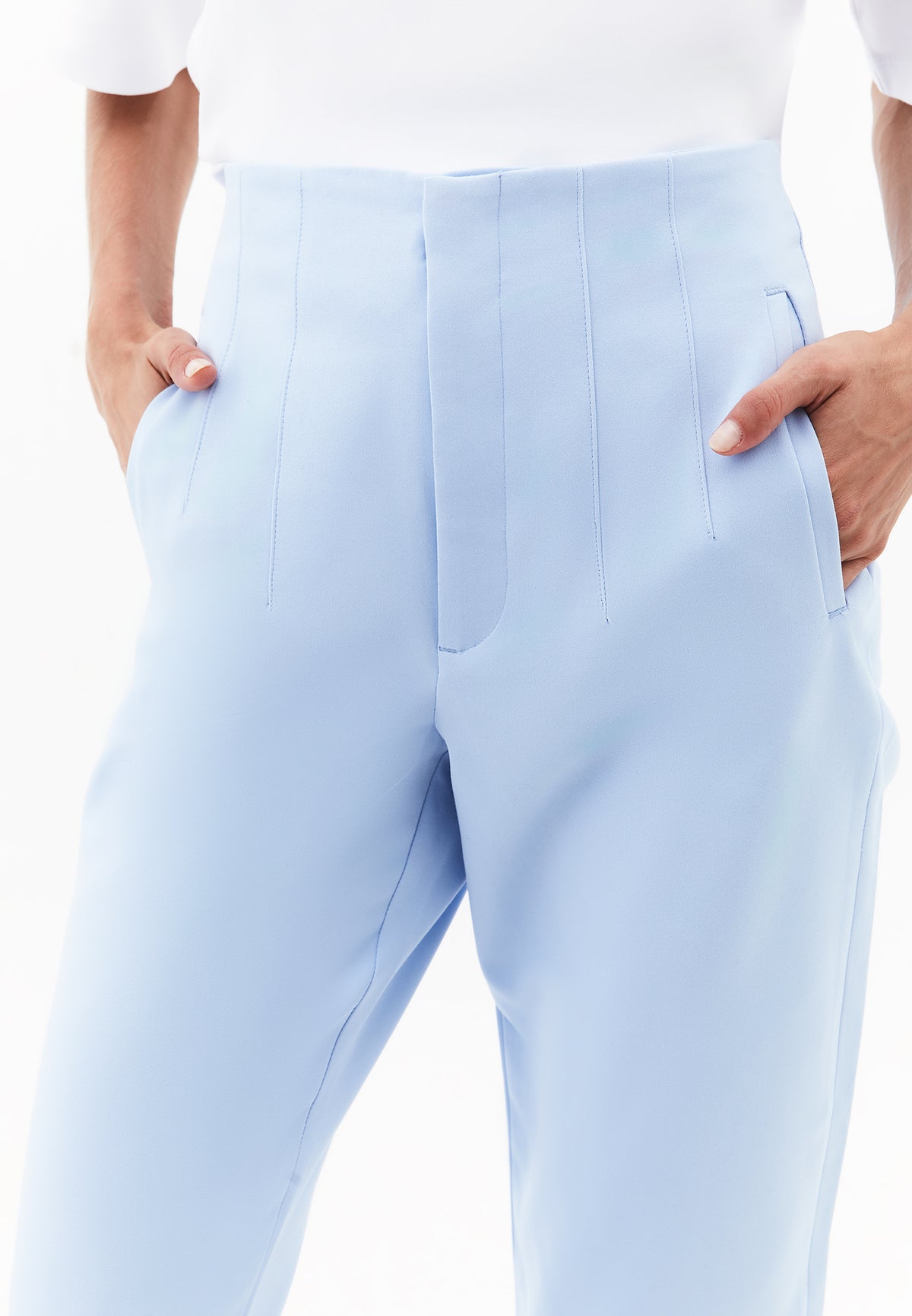 Ultra High Waist Carrot Pants - Blue