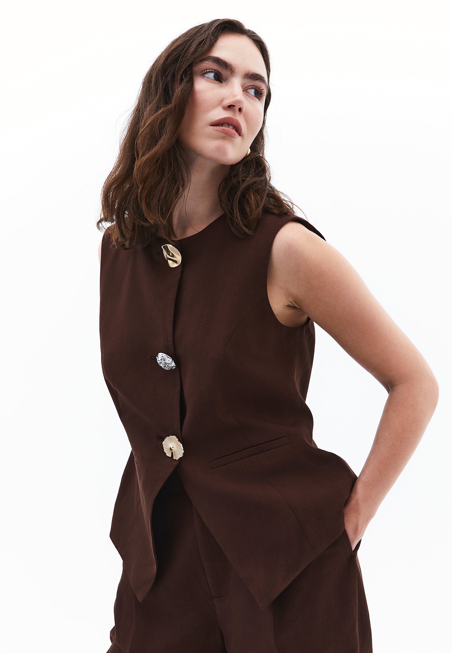 Sleeveless Vest With Button Details - CHICORY COFFEE