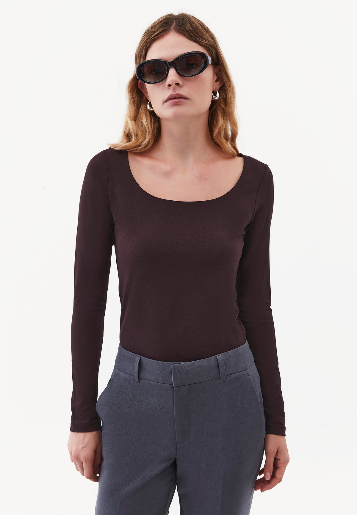 Long Sleeve U Neck Bodycon T-Shirt - Brown