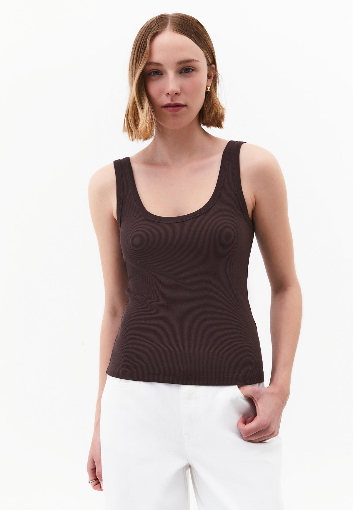 U Neck Bodycon Ribbed Tank Top - Brown