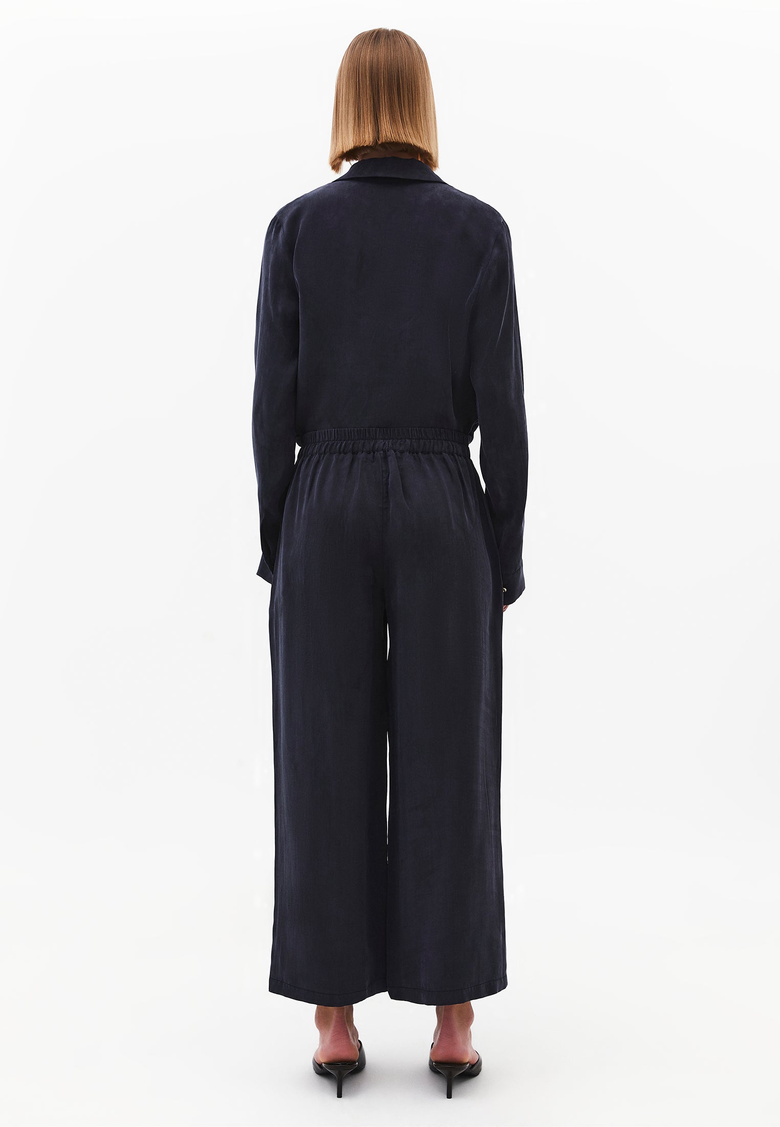 Ultra High Waist Straight Pants With Button Detail - DARK NAVY