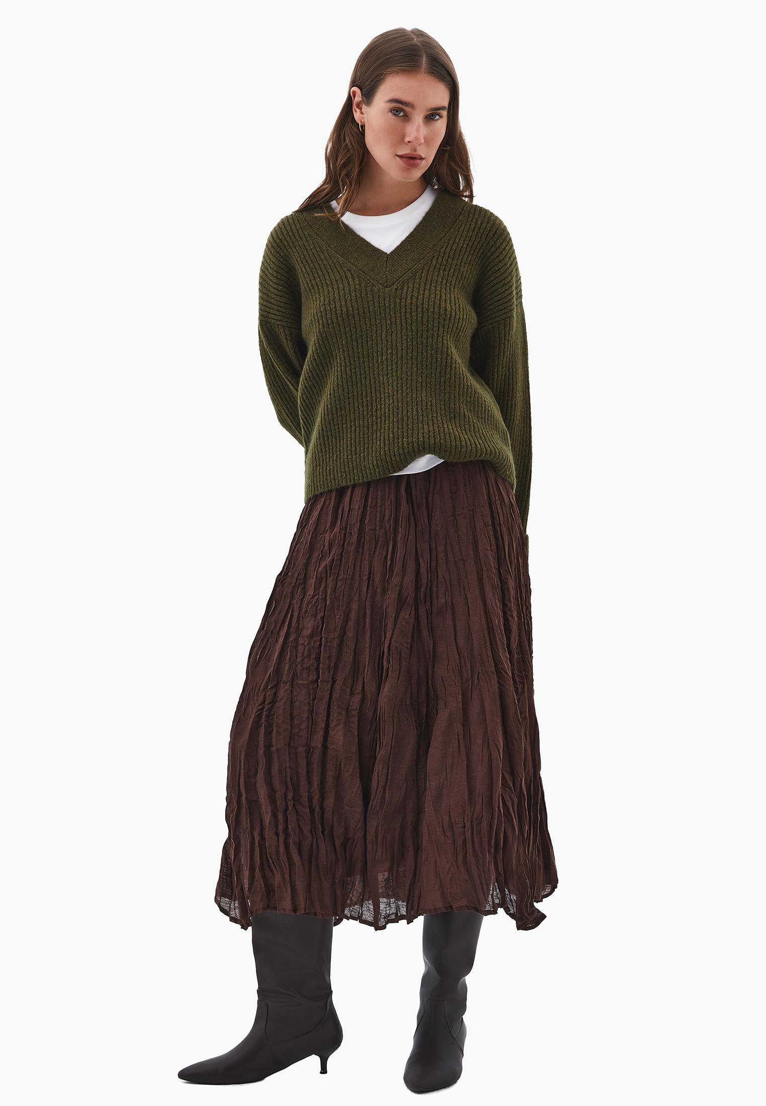 V Neck Knit Sweater - DARK OLIVE