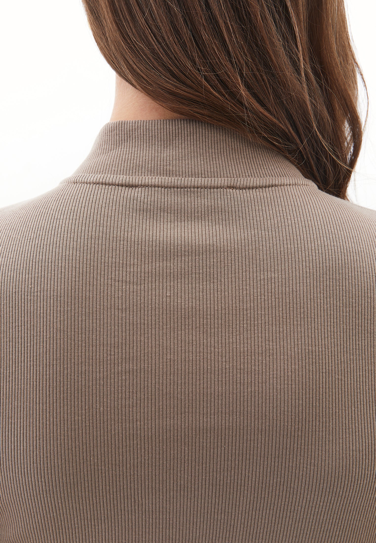 Zipper detailed high neck t-shirt - DESERT TAUPE