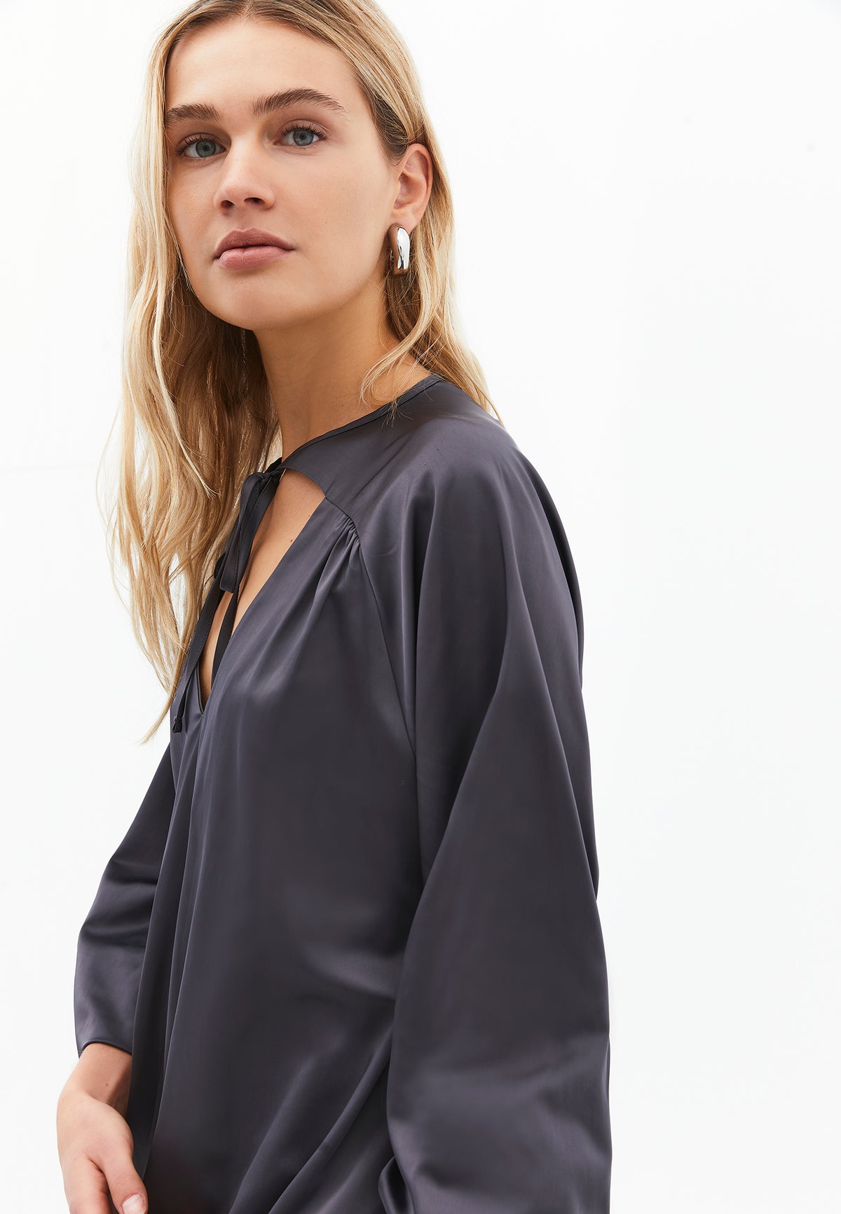 V-Neck Tie Long Sleeve Blouse - Grey