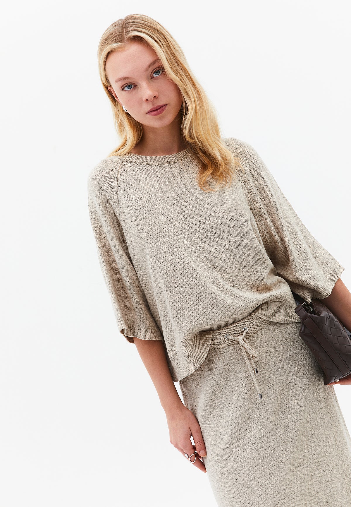 Raglan Sleeve Loose Fit Crew Neck Sweater - Beige