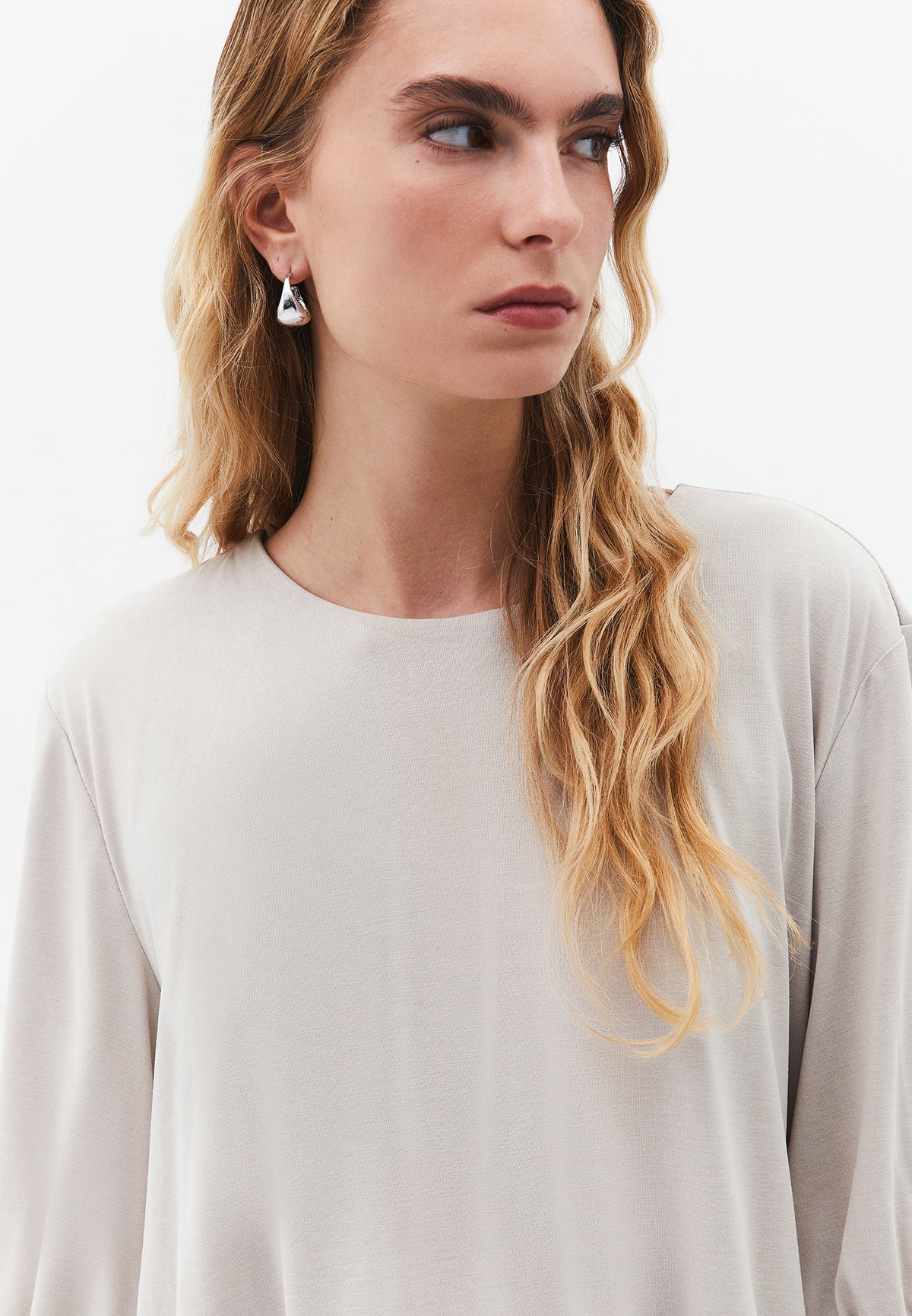 Crew Neck 3/4 Sleeve T-Shirt - Beige
