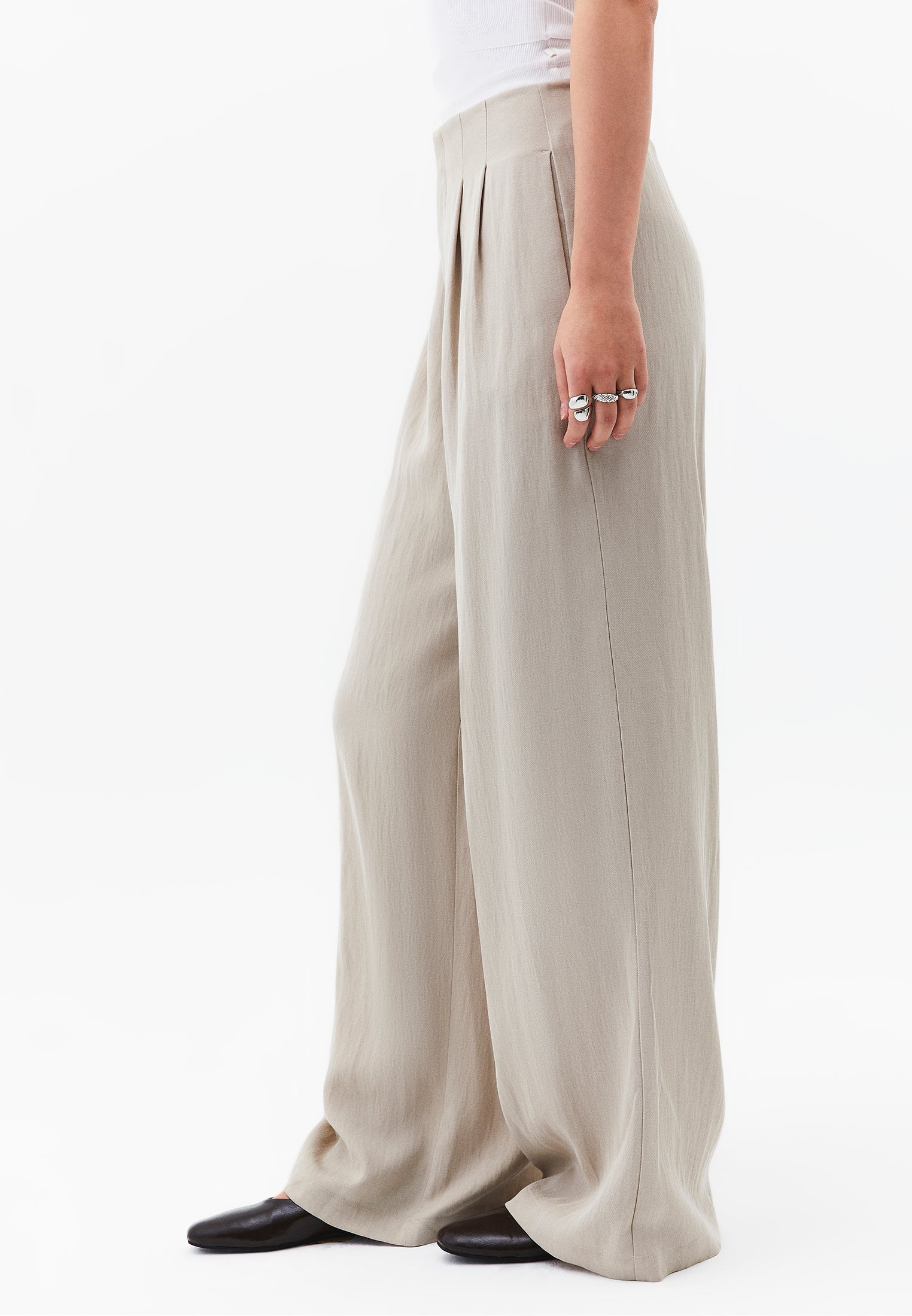 Ultra High Waist Wide Leg Pleated Pants - FEATHER GRAY