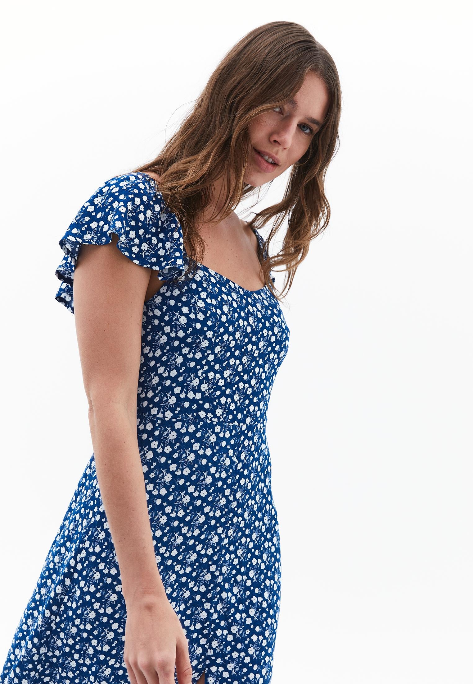 Midi Dress With Slit Detail And Sweetheart Neckline - FLORAL PRINT